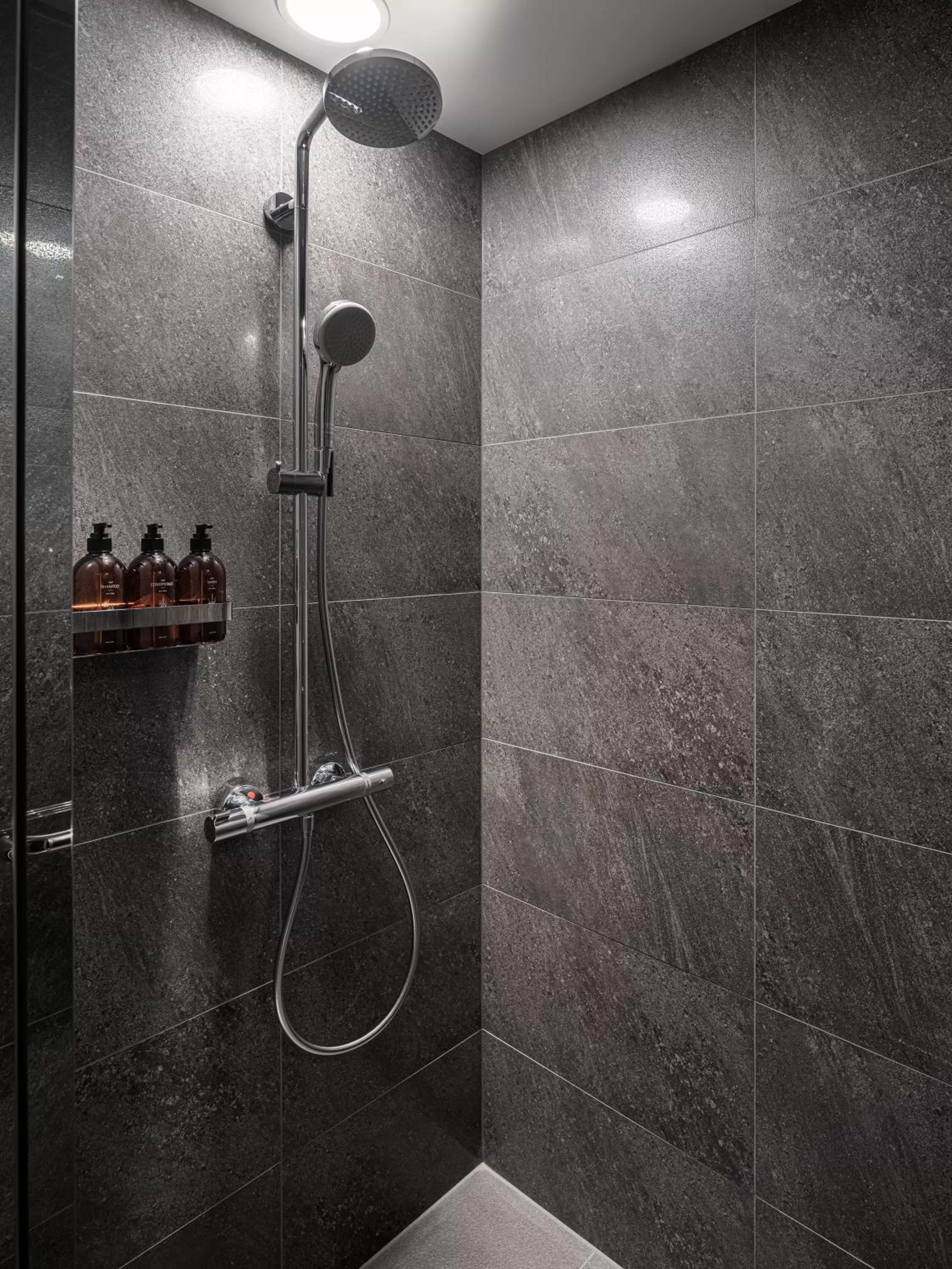 Shower in BnA WALL