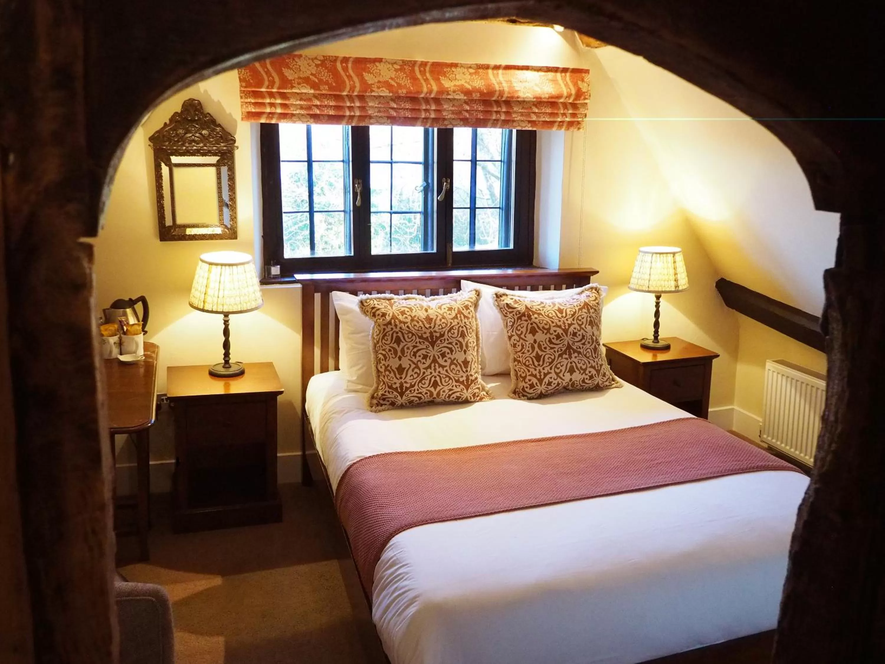 Bed in Bear and Ragged Staff