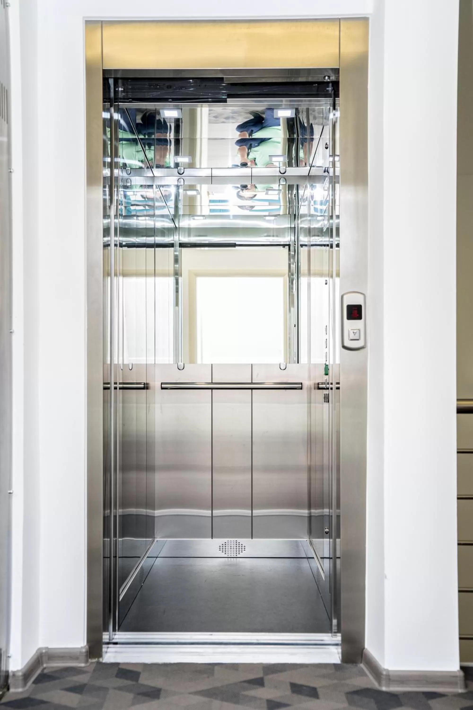 Lobby or reception, Bunk Bed in Hotel Kapetanovina