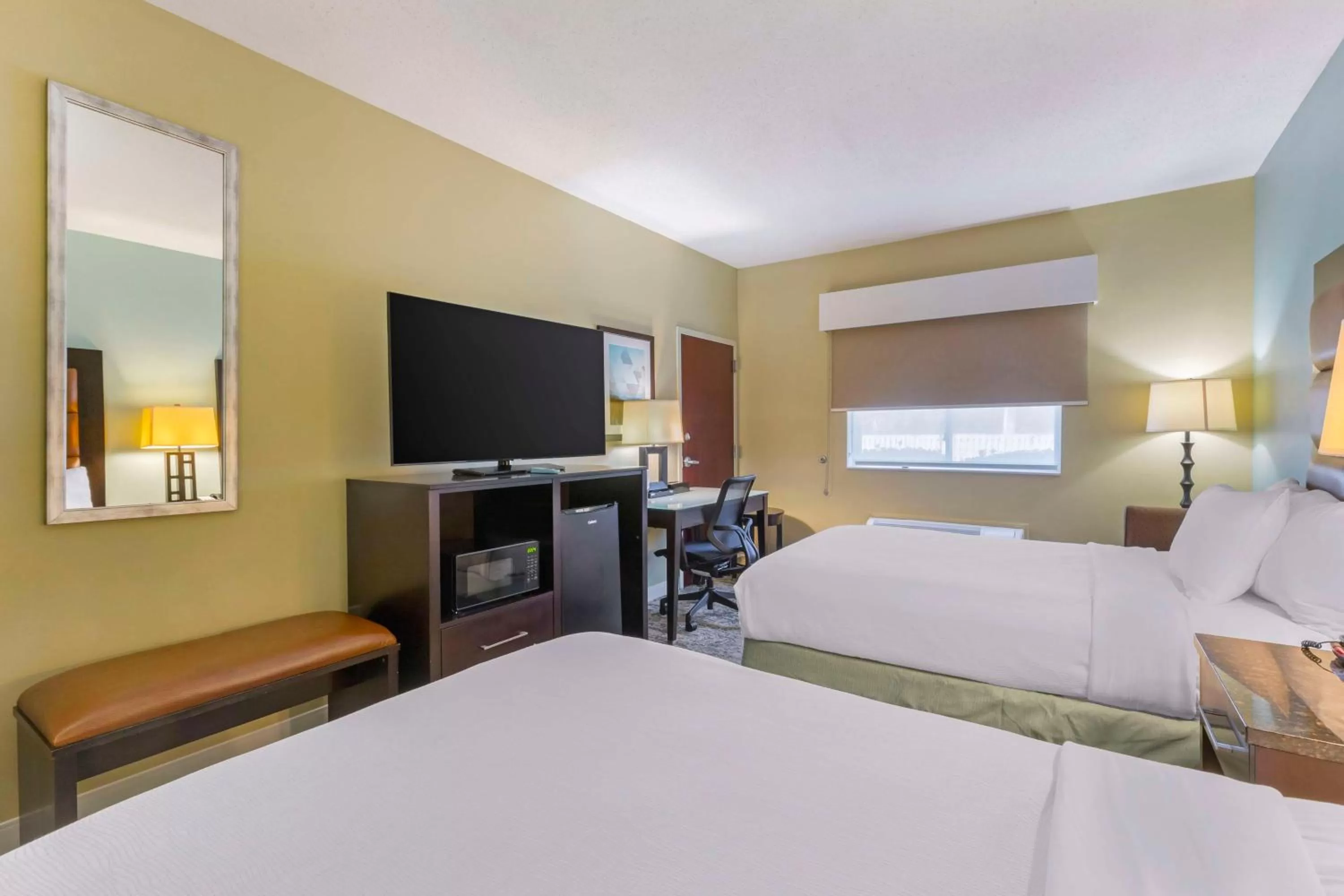 Double Room with Two Double Beds - Non-Smoking in Best Western Plus Wilmington/Carolina Beach