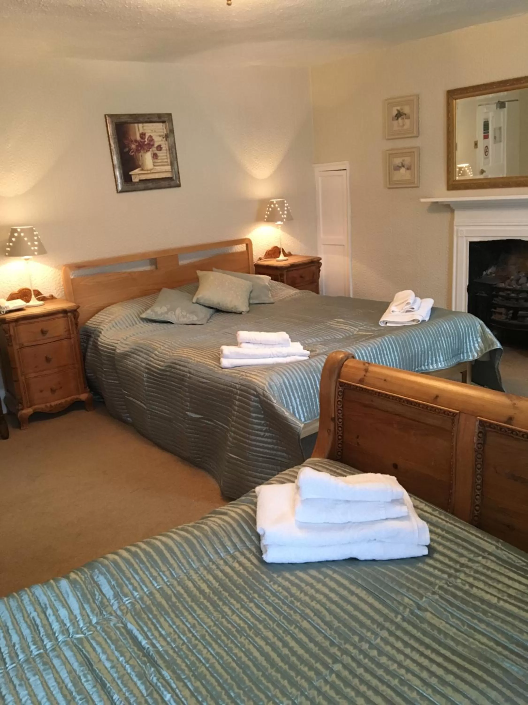 Bed in The Old Well Inn