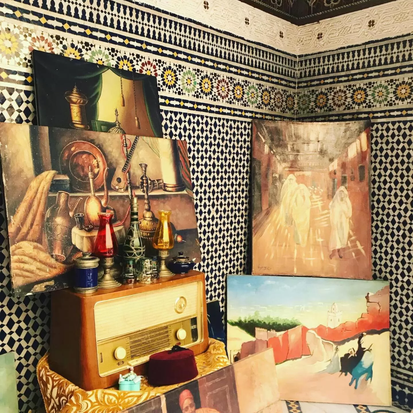 Seating area in Riad Taj Salma