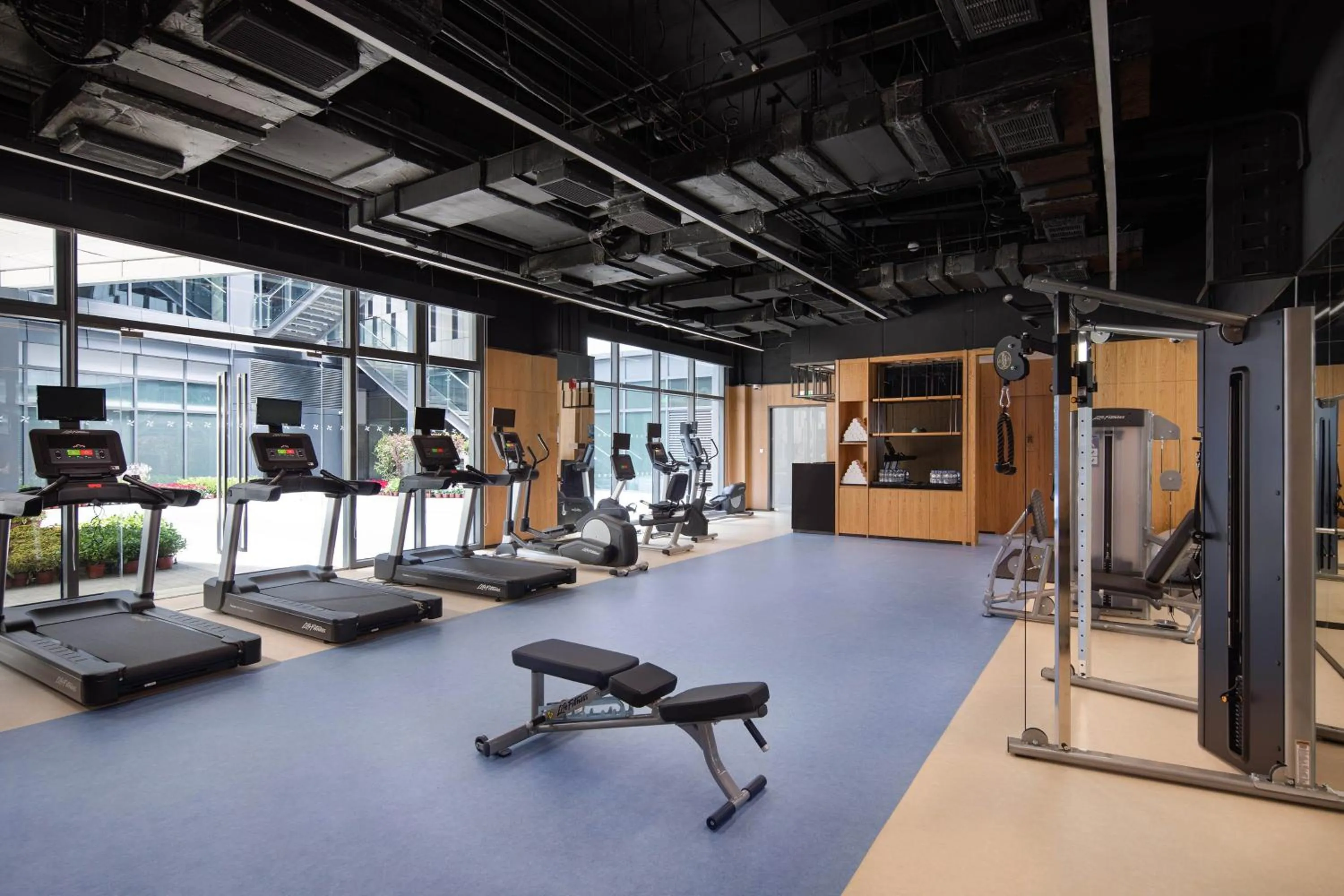 Fitness centre/facilities in Four Points by Sheraton Shanghai Jiading