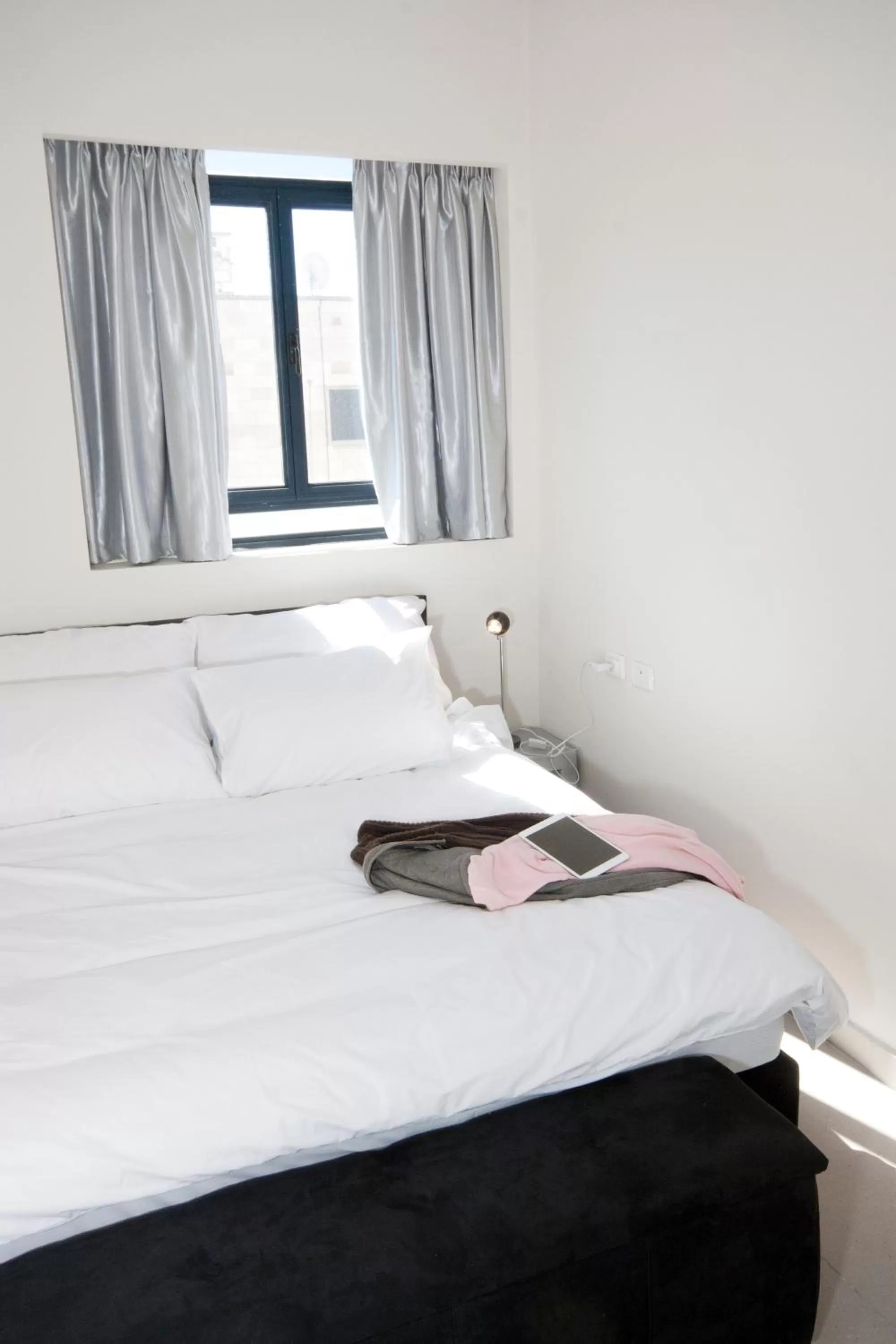 Bed in Hillel 11 Hotel