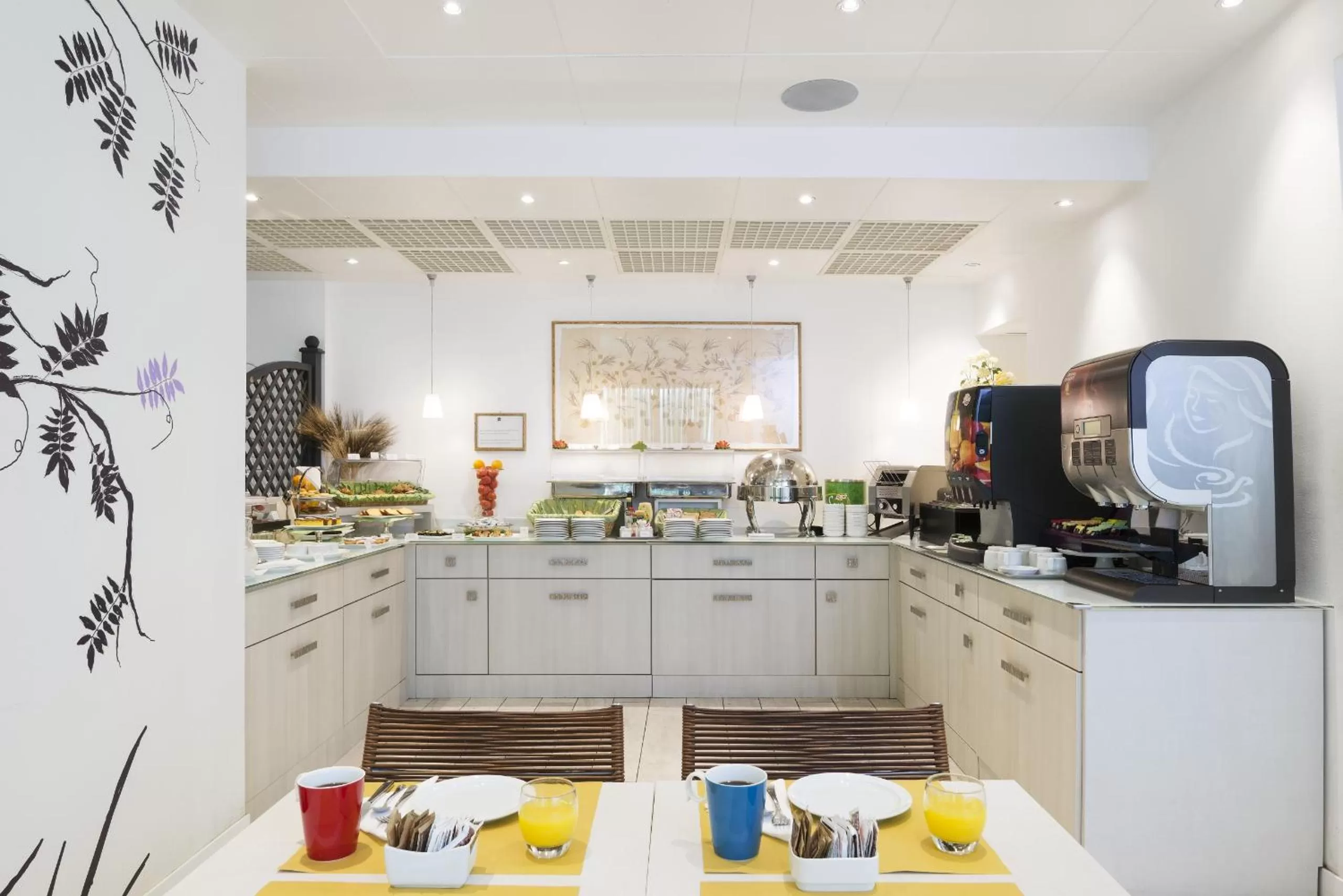 Restaurant/places to eat in c-hotels Atlantic