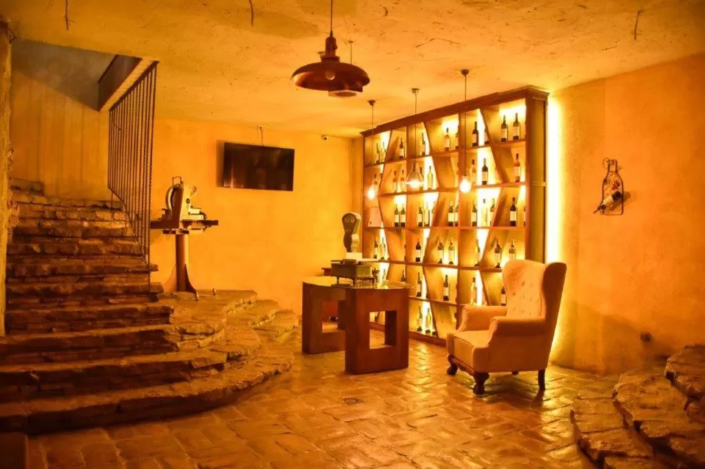 Garni Hotel Chicha - Winery ŠKRBIĆ