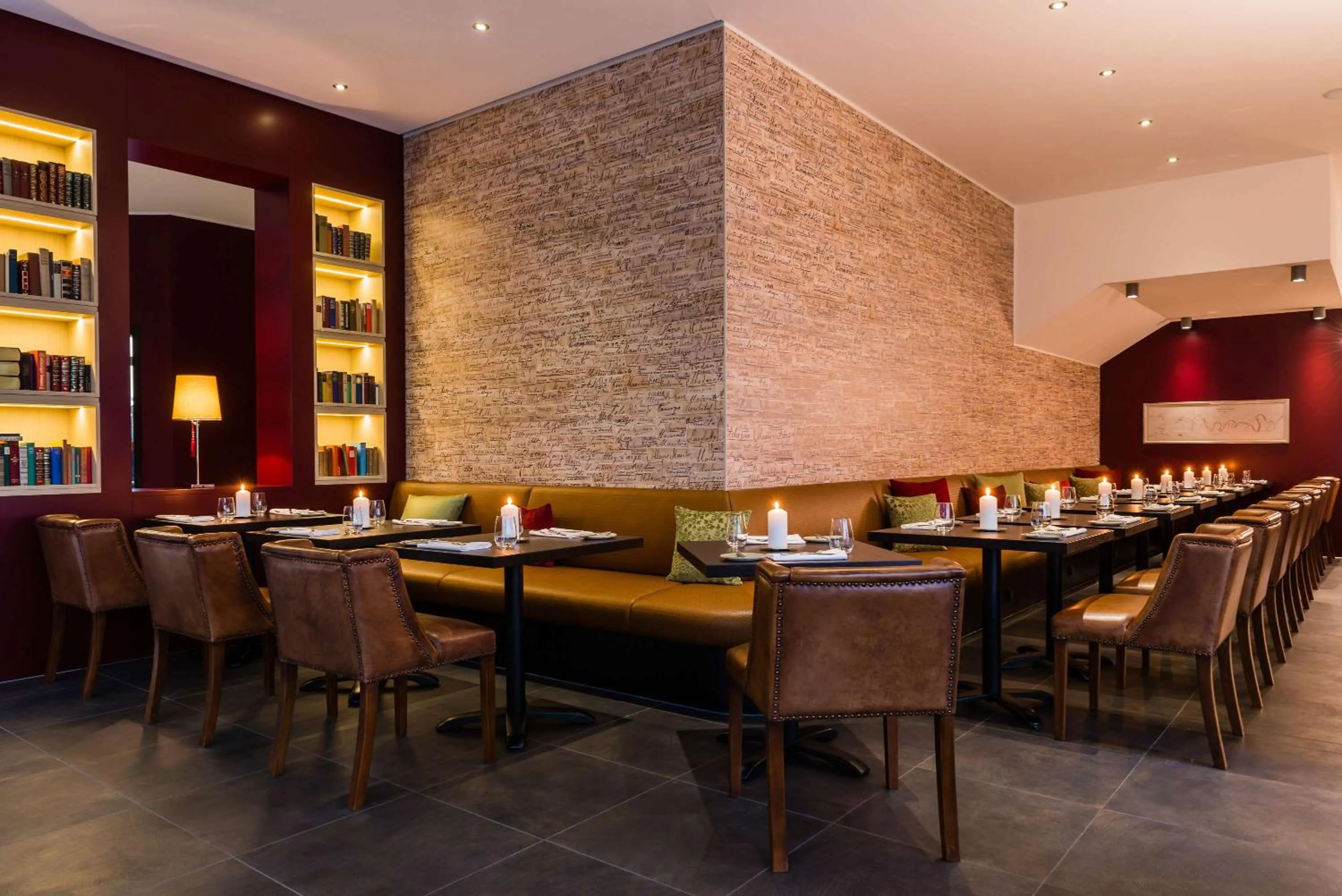 Restaurant/places to eat in Park Plaza Trier