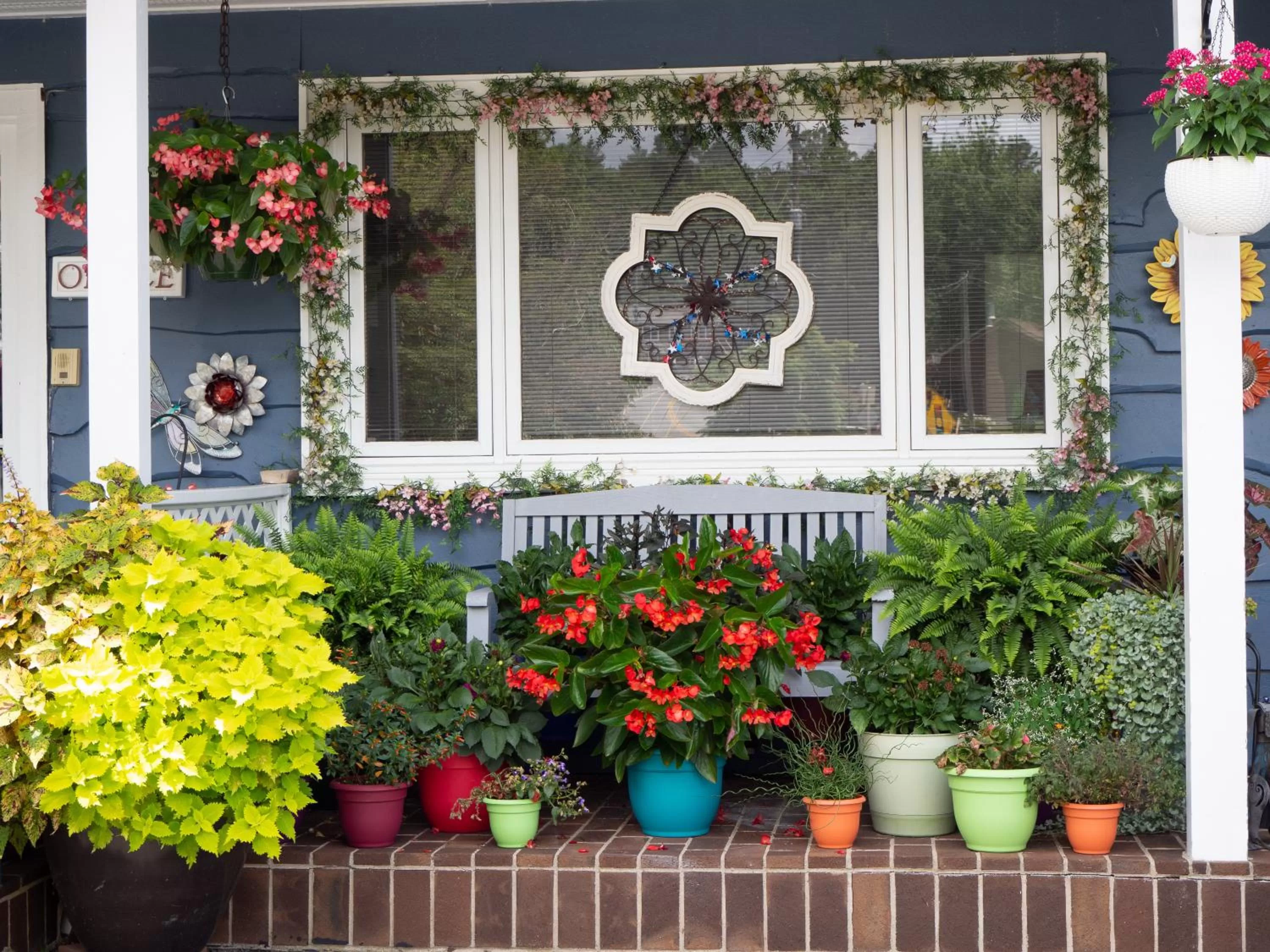 Property building in Blowing Rock Inn