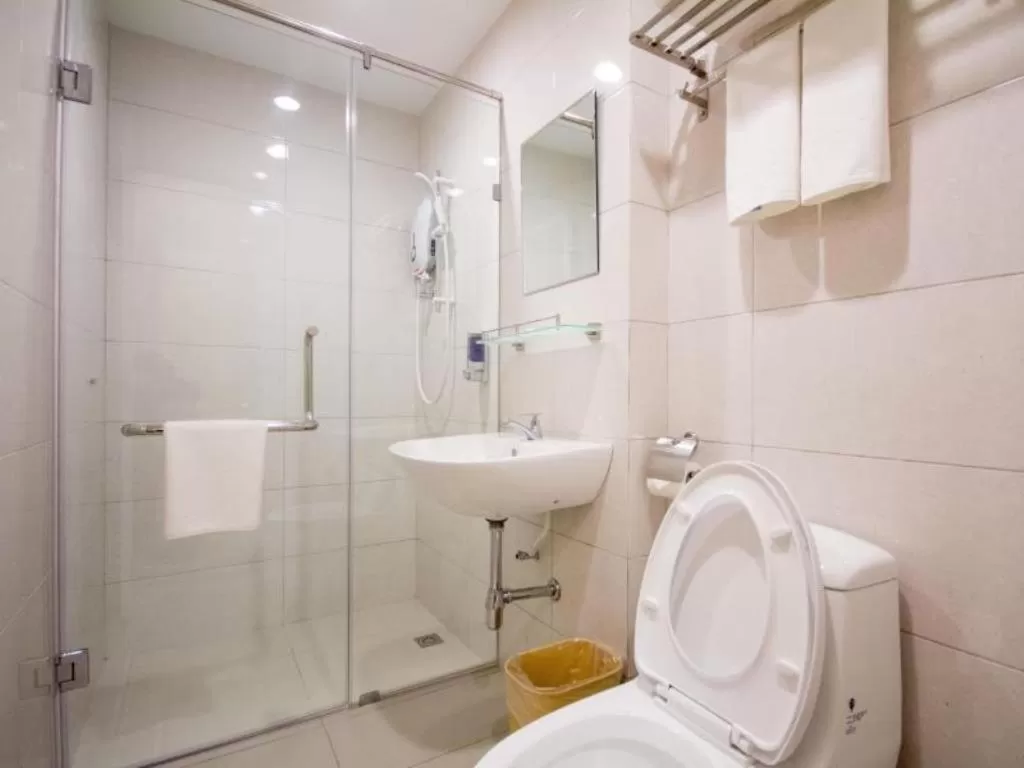 Bathroom in 118 Hotel Macalister