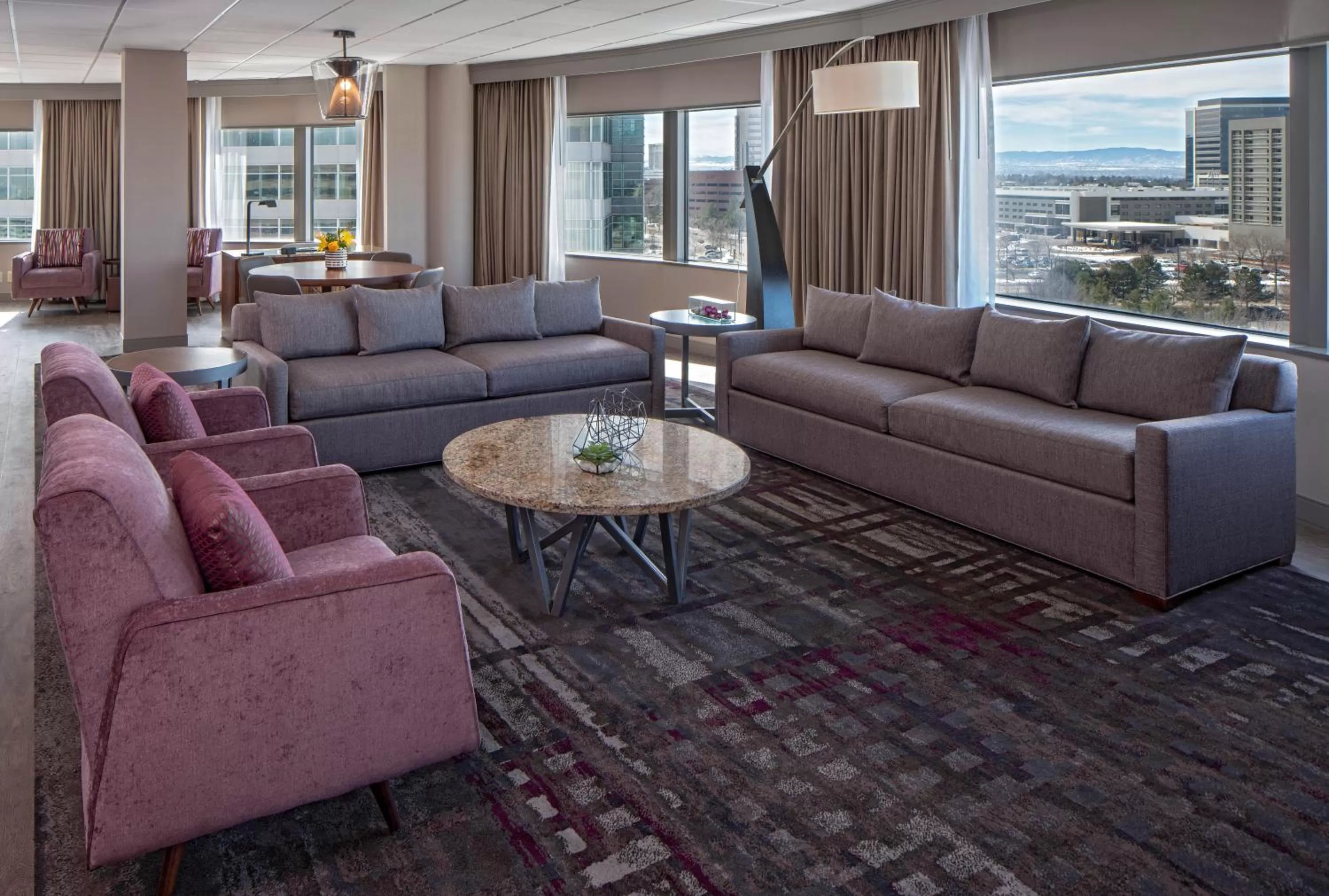 Living room in Hyatt Regency Denver Tech Center