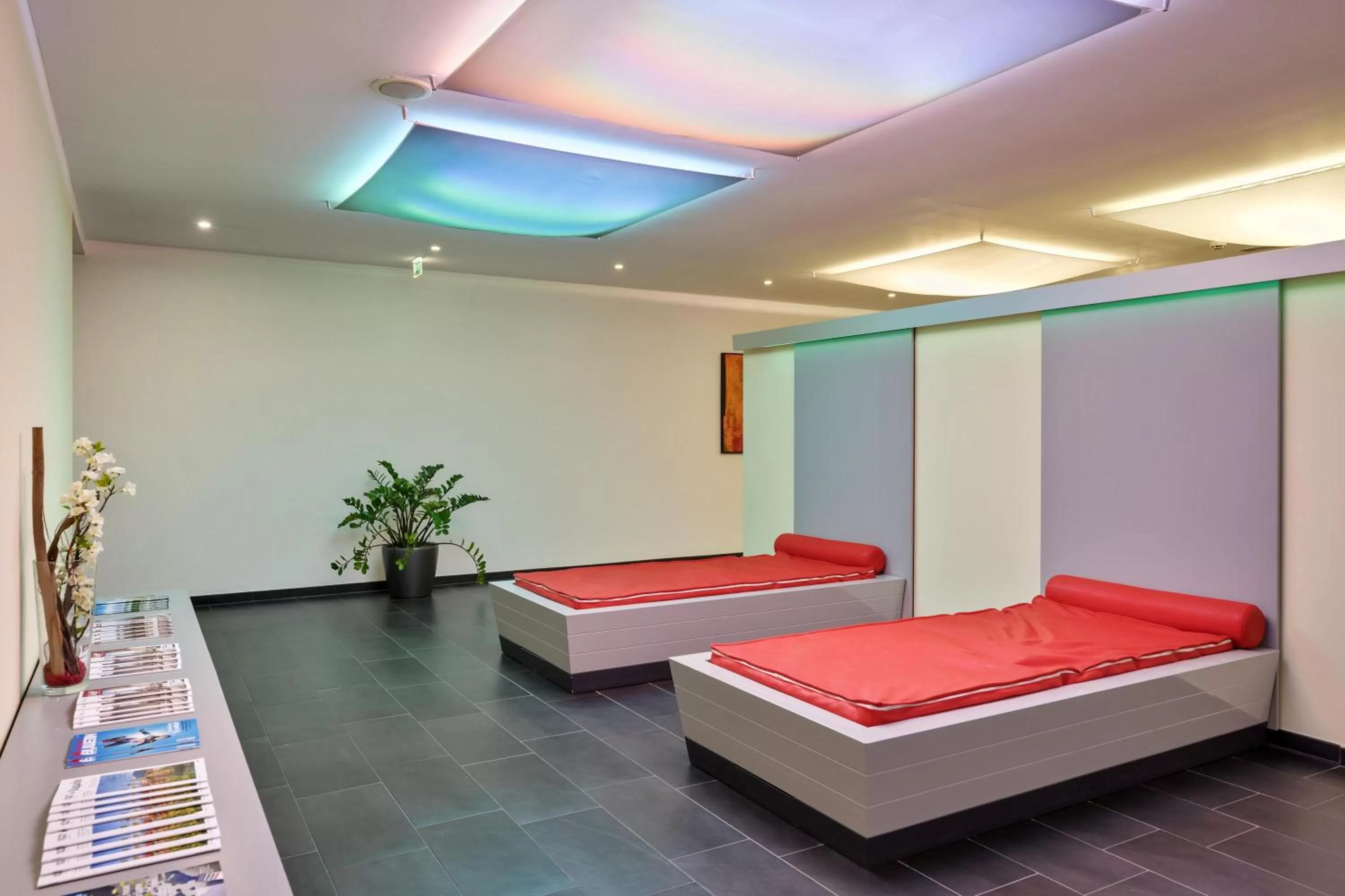 Spa and wellness centre/facilities, Bed in Austria Trend Hotel Congress Innsbruck