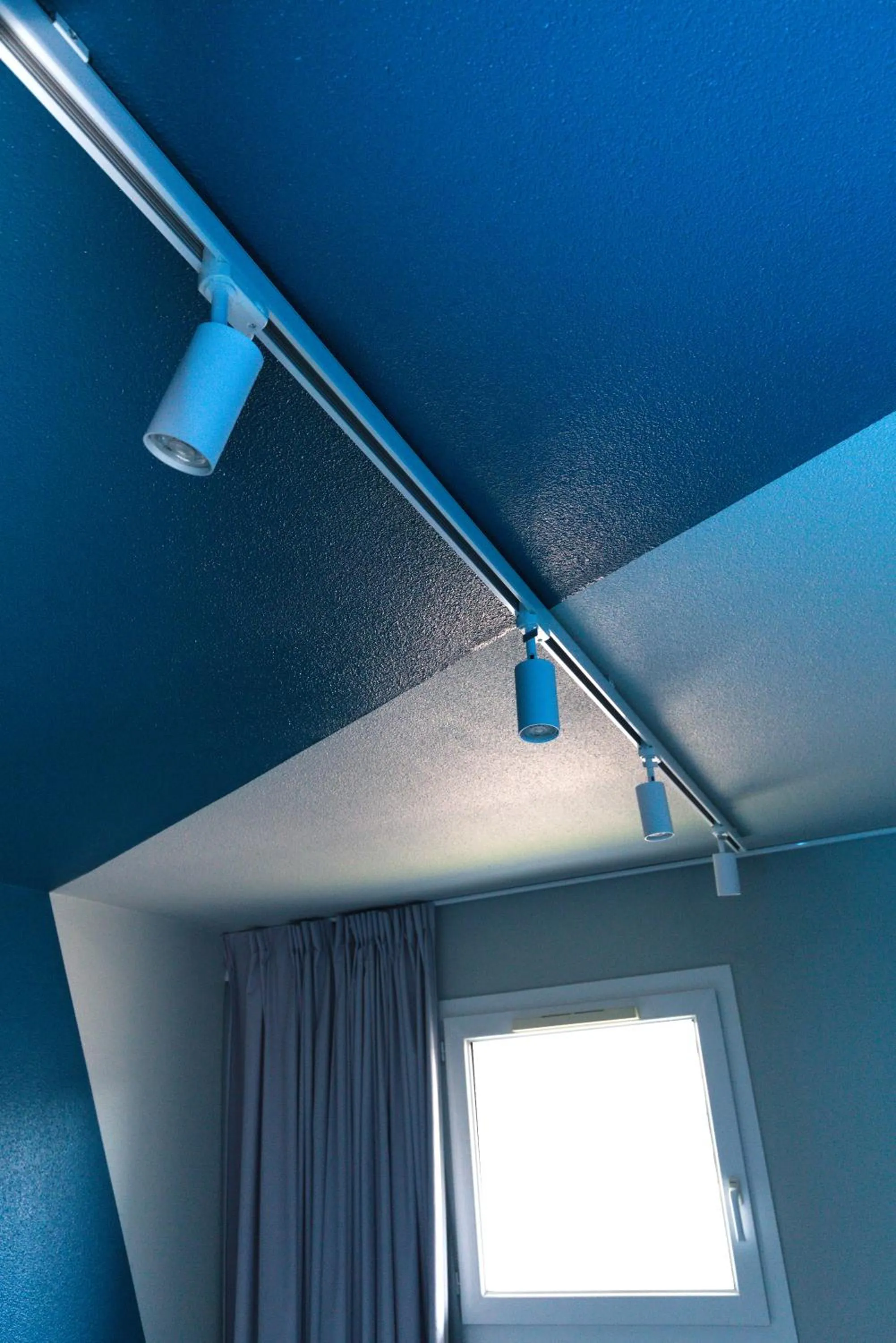 Decorative detail in ibis Budget La Teste Bassin d'Arcachon