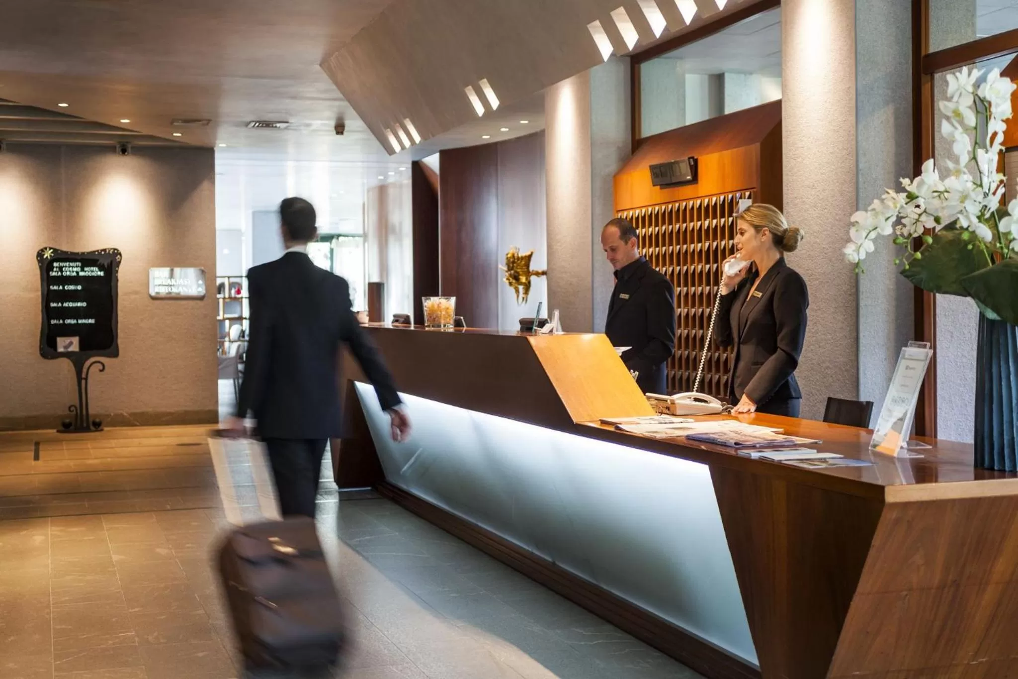 Lobby or reception in Cosmo Hotel Torri