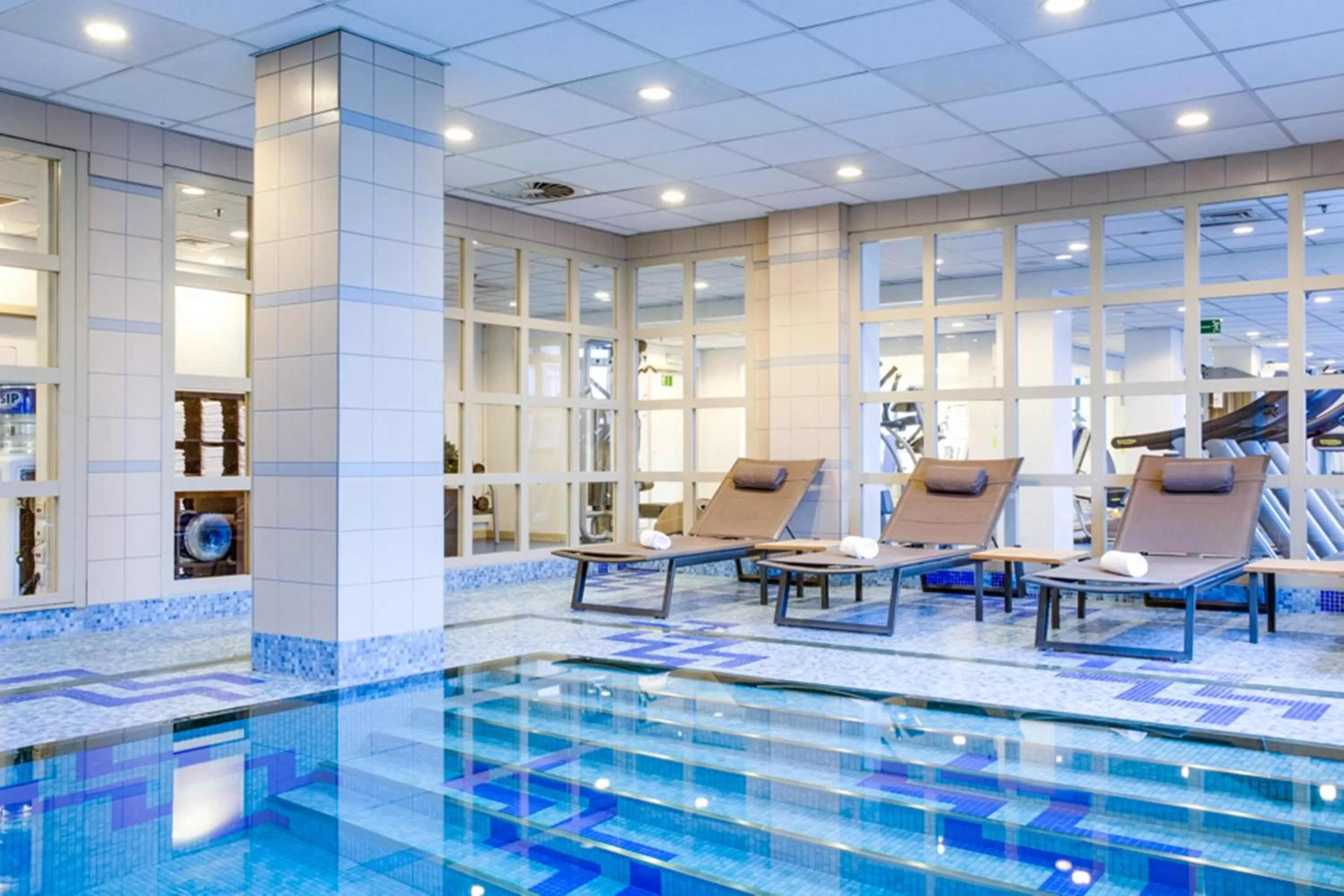 Swimming pool in Radisson Blu Hotel, Antwerp City Centre