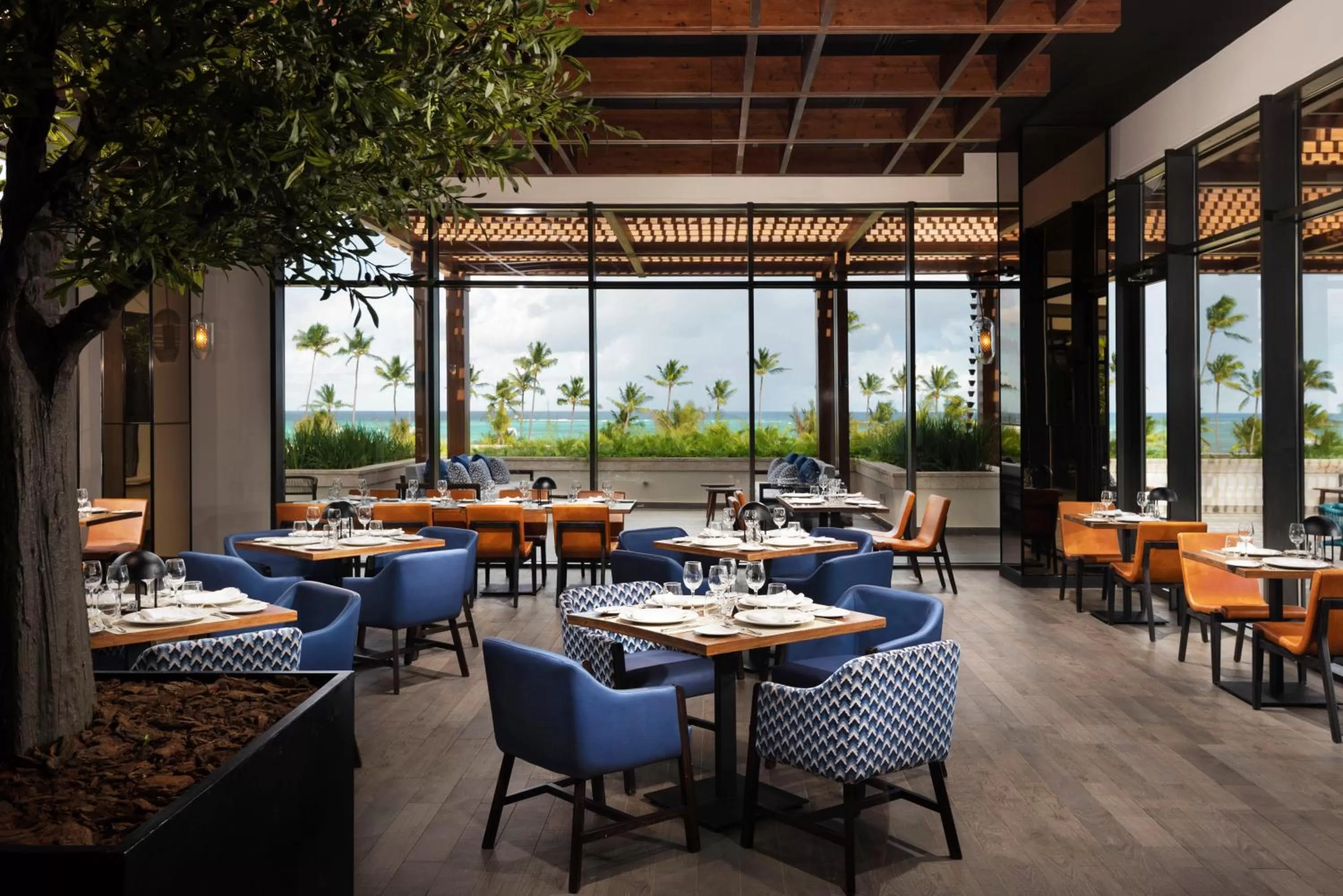 Restaurant/places to eat in Unique Club at Lopesan Costa Bávaro Resort