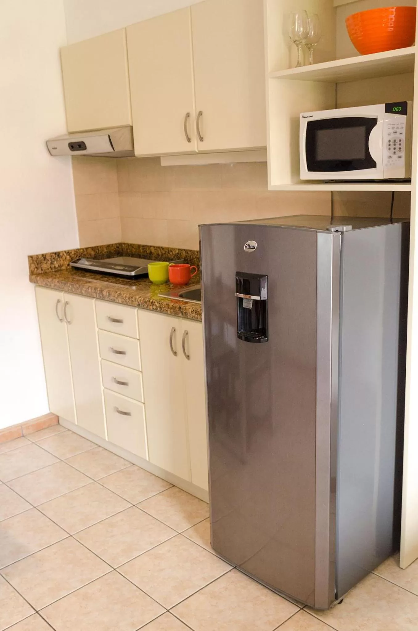Kitchen or kitchenette in La Sabana Hotel Suites Apartments