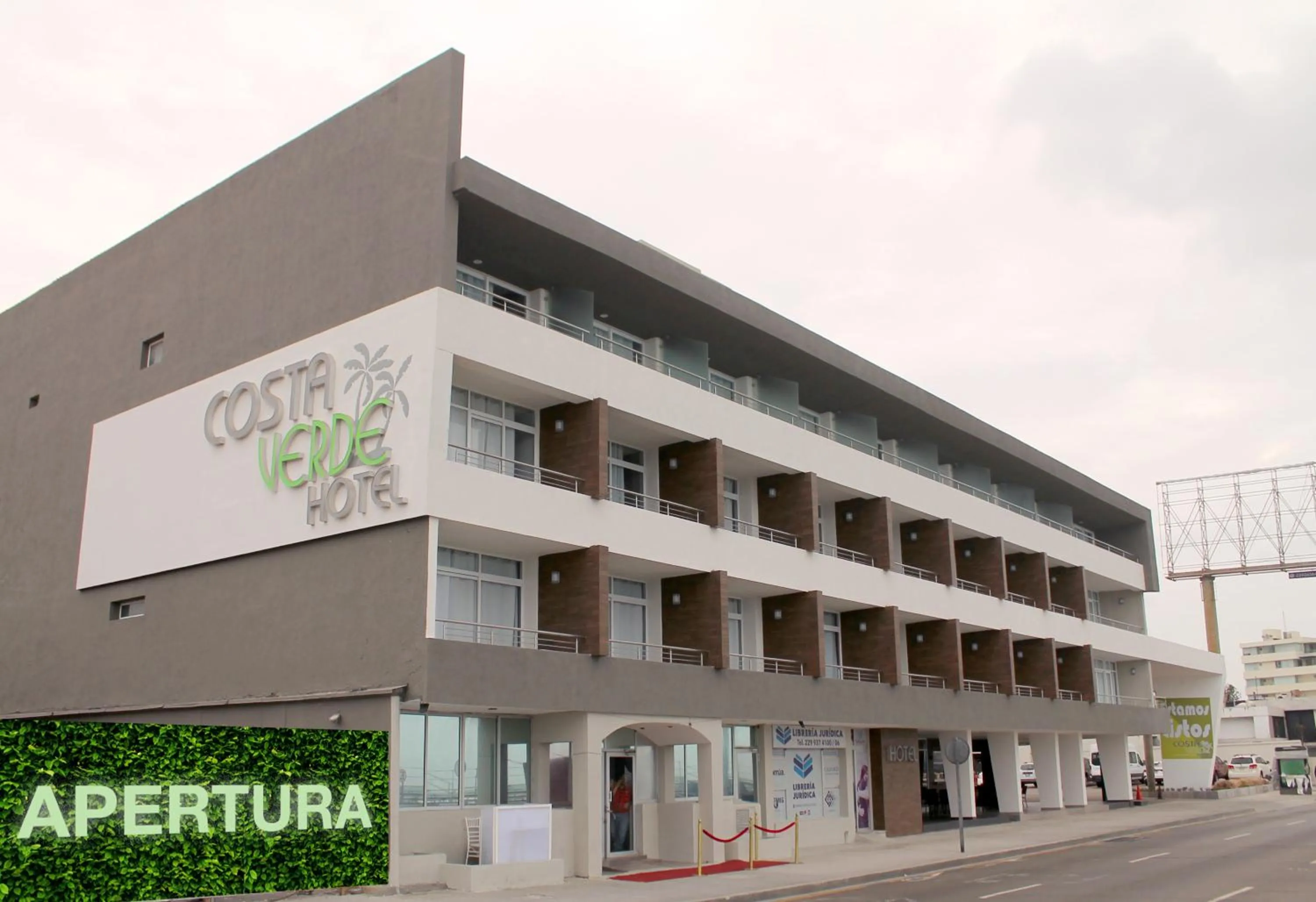 Property building in Hotel Costa Verde