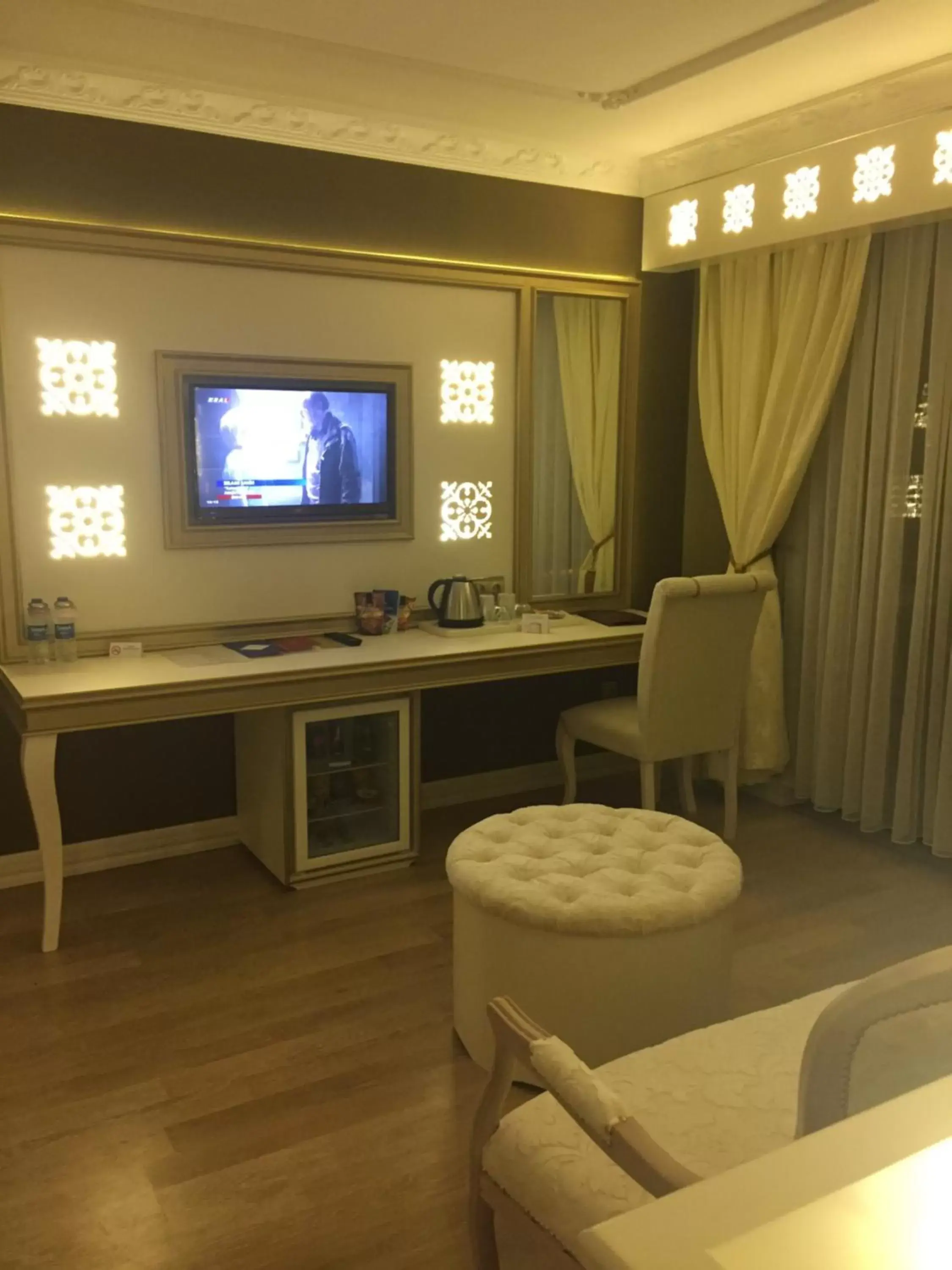 King Suite with Spa Bath in Altın Otel & Spa Balıkesir King Suite with Spa Bath in Altın Otel & Spa Balıkesir