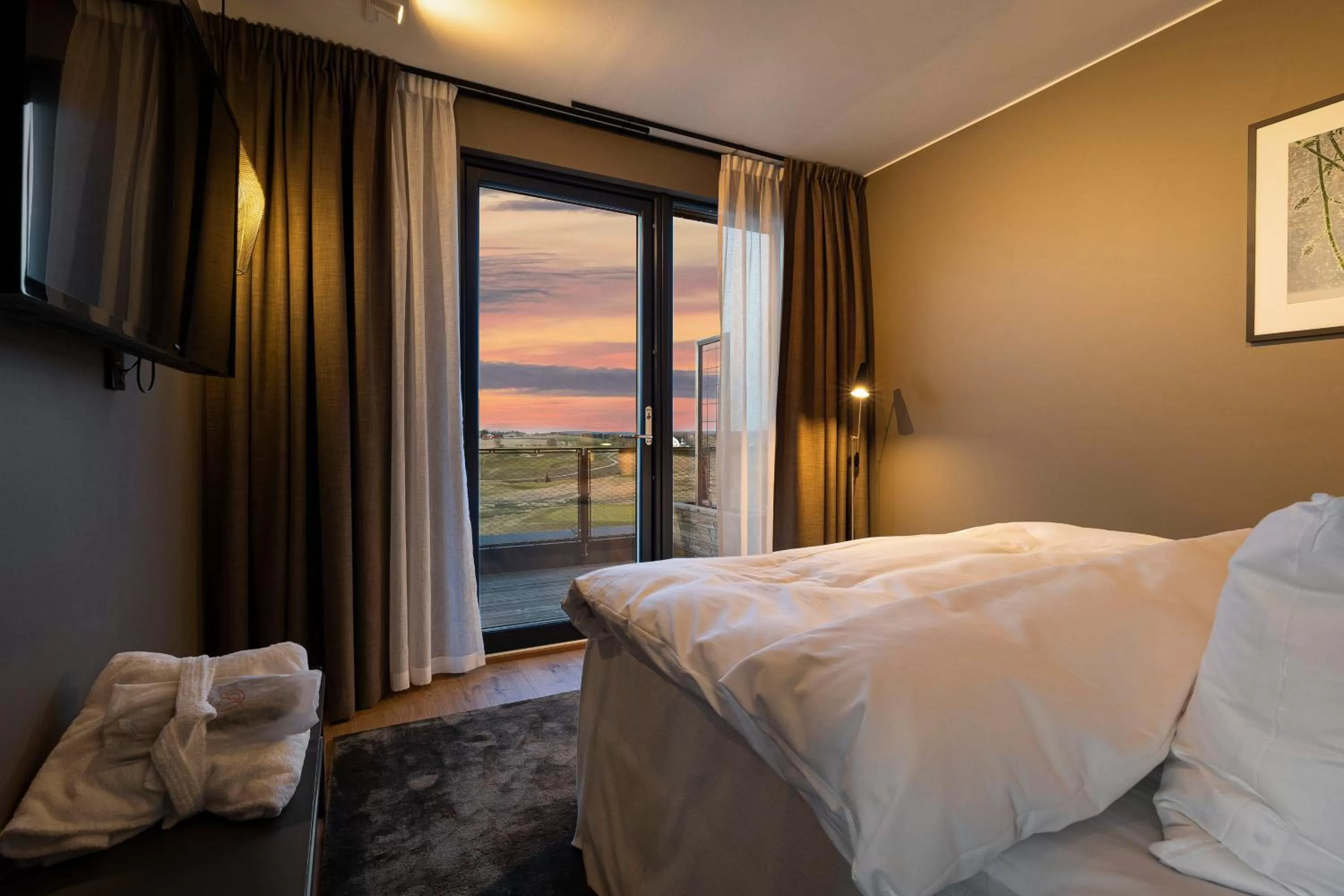 Bed in Lily Country Club