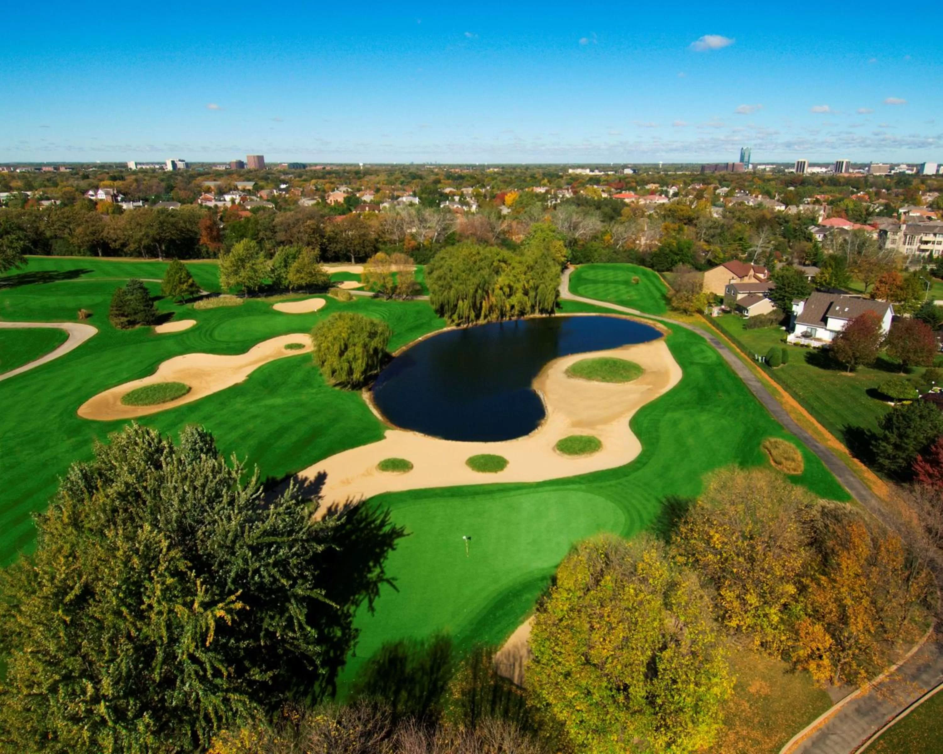 Golfcourse in Hilton Chicago Oak Brook Hills Resort & Conference Center