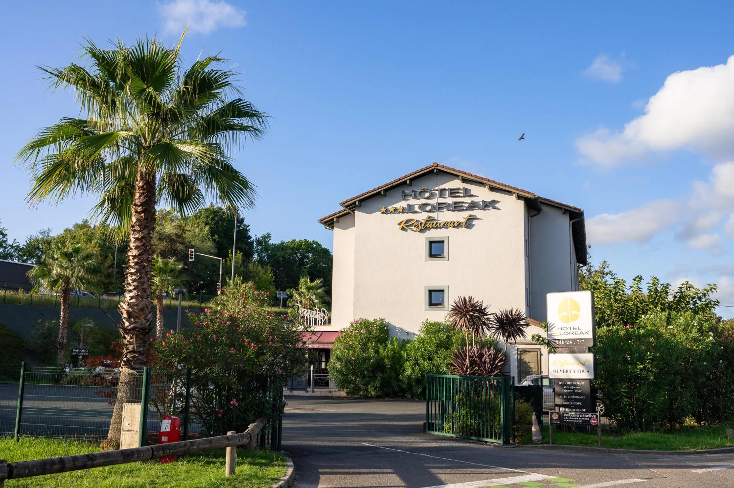 Property building in Hotel Loreak