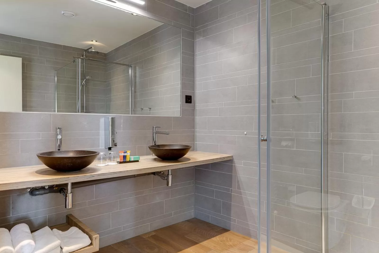 Bathroom in Hotel Royal Bridges