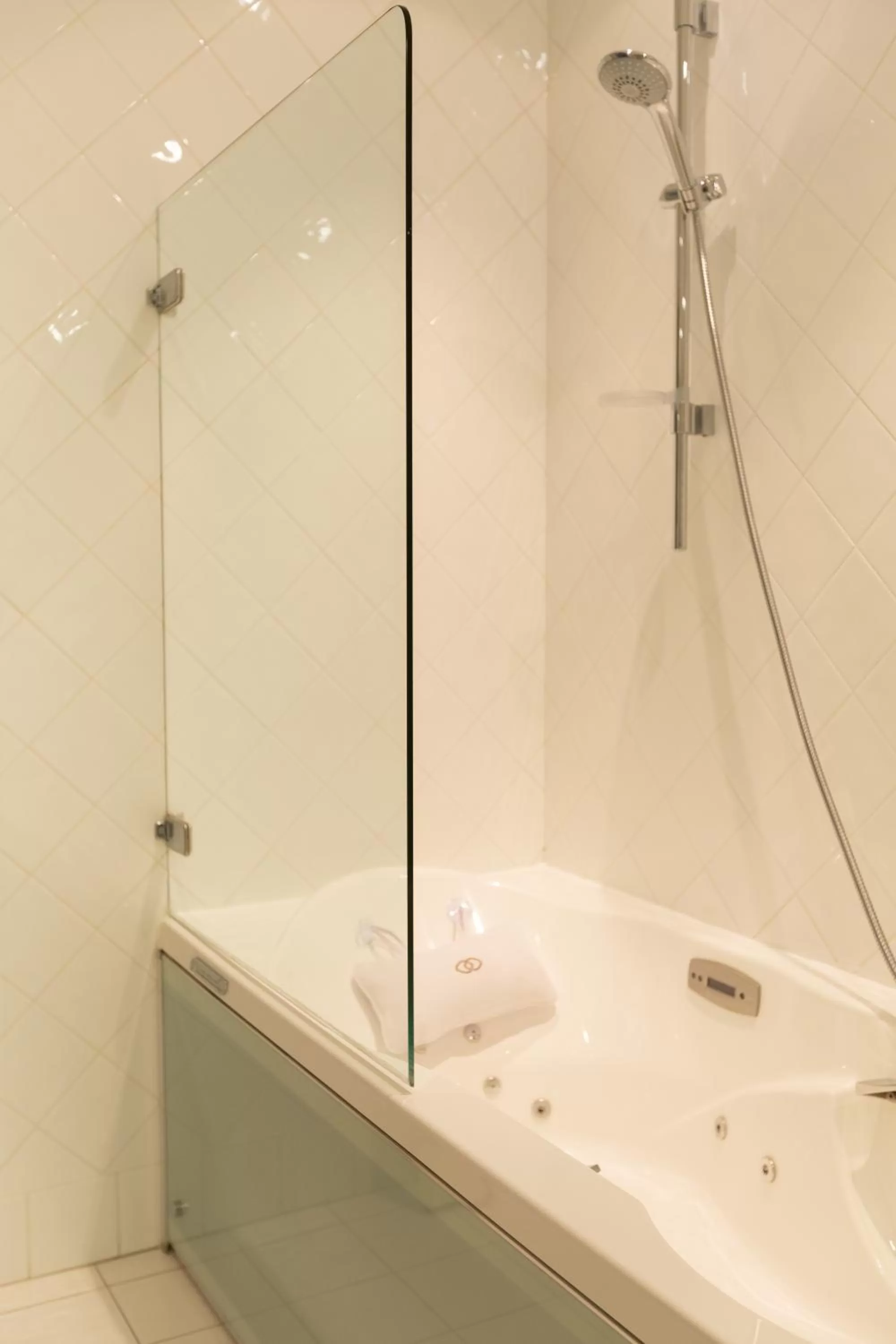 Bathroom in Le Square