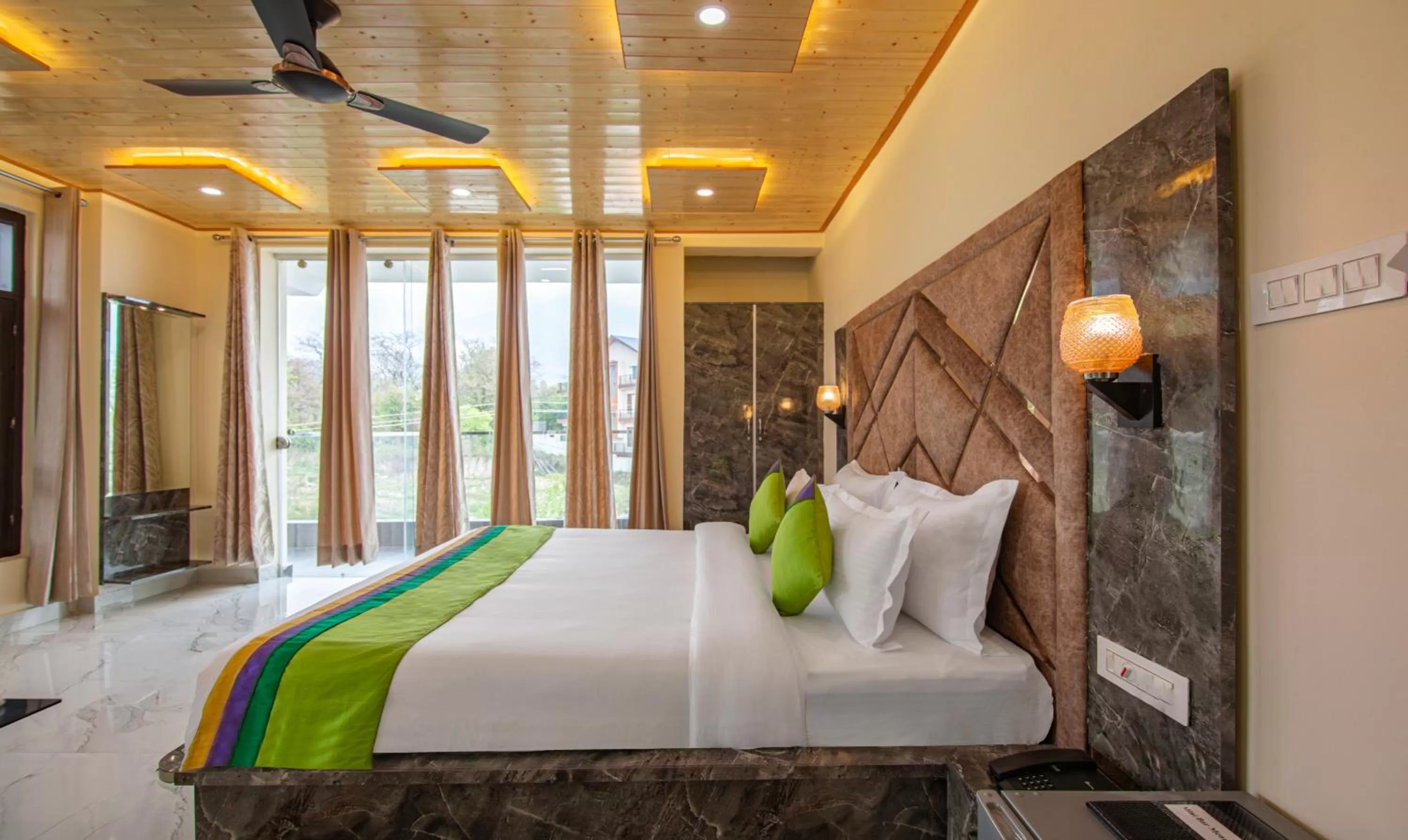 Bedroom, Bed in Treebo Ortus Residency