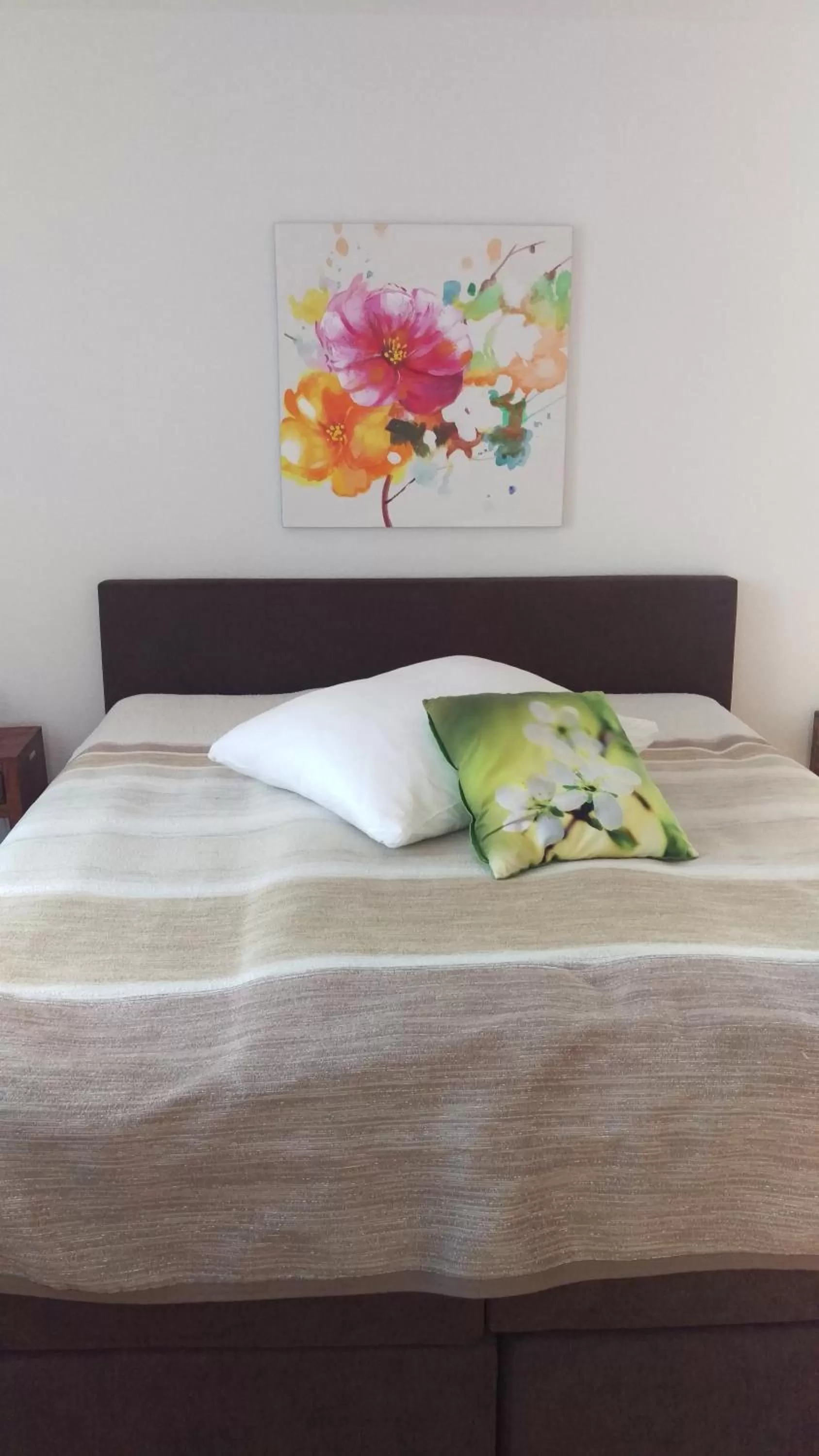 Photo of the whole room, Bed in Hotel Enjoy