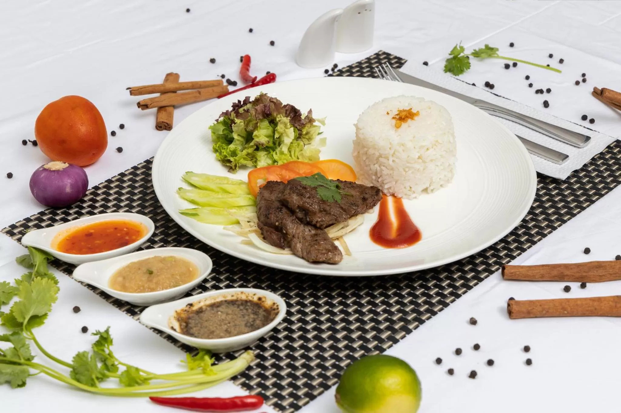 Restaurant/places to eat in Blanc Smith Hotel