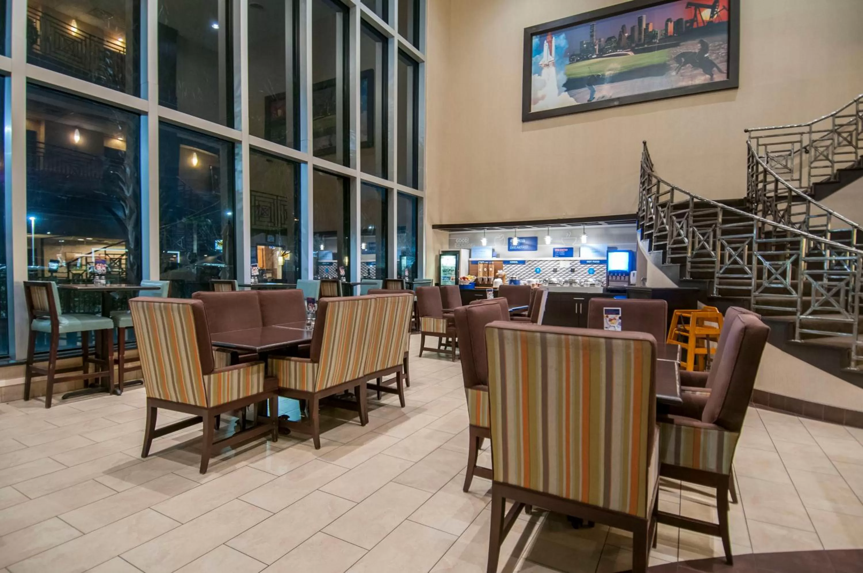 Breakfast in Holiday Inn Express Hotel & Suites Houston North Intercontinental by IHG