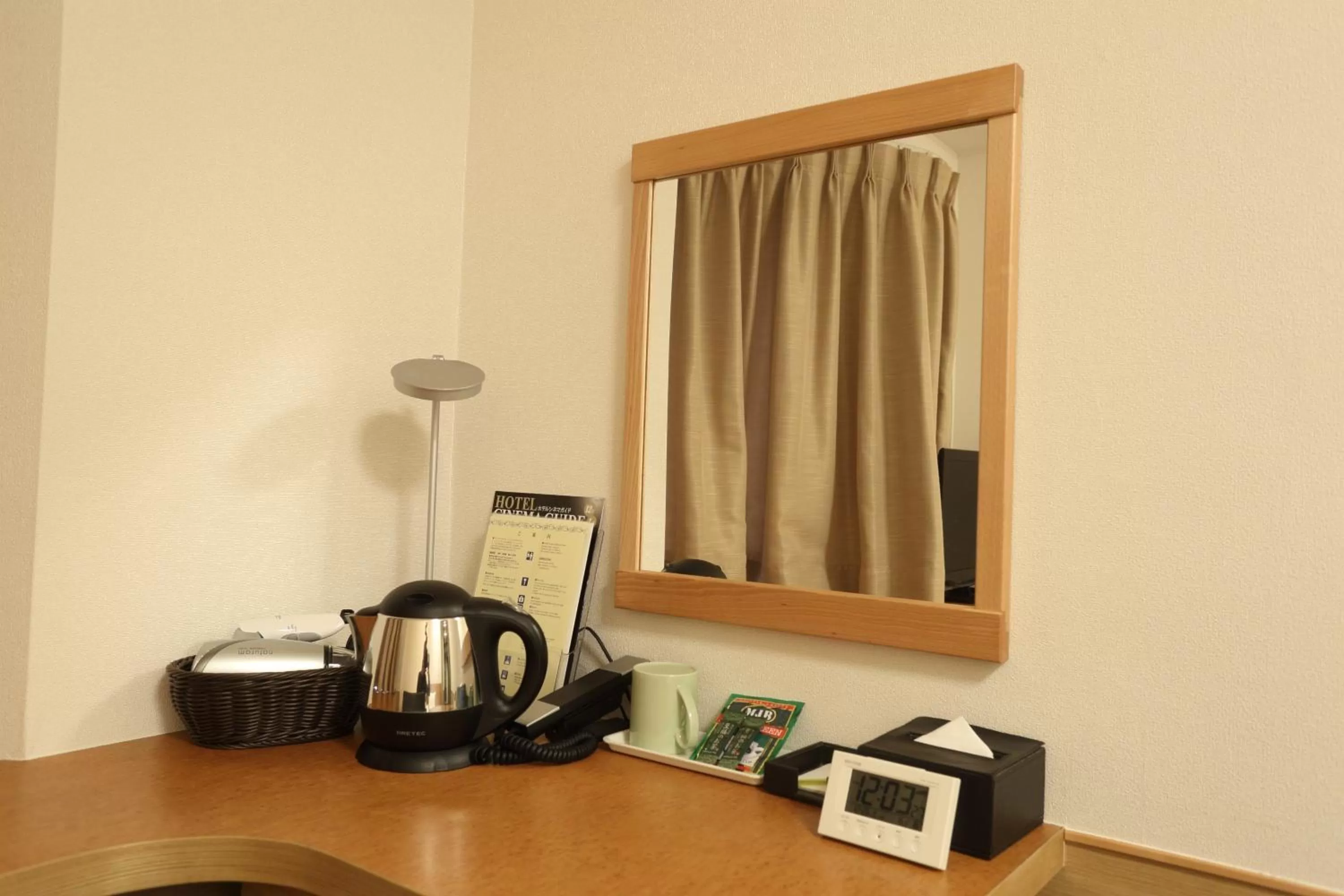 Bedroom in Hotel Century Art