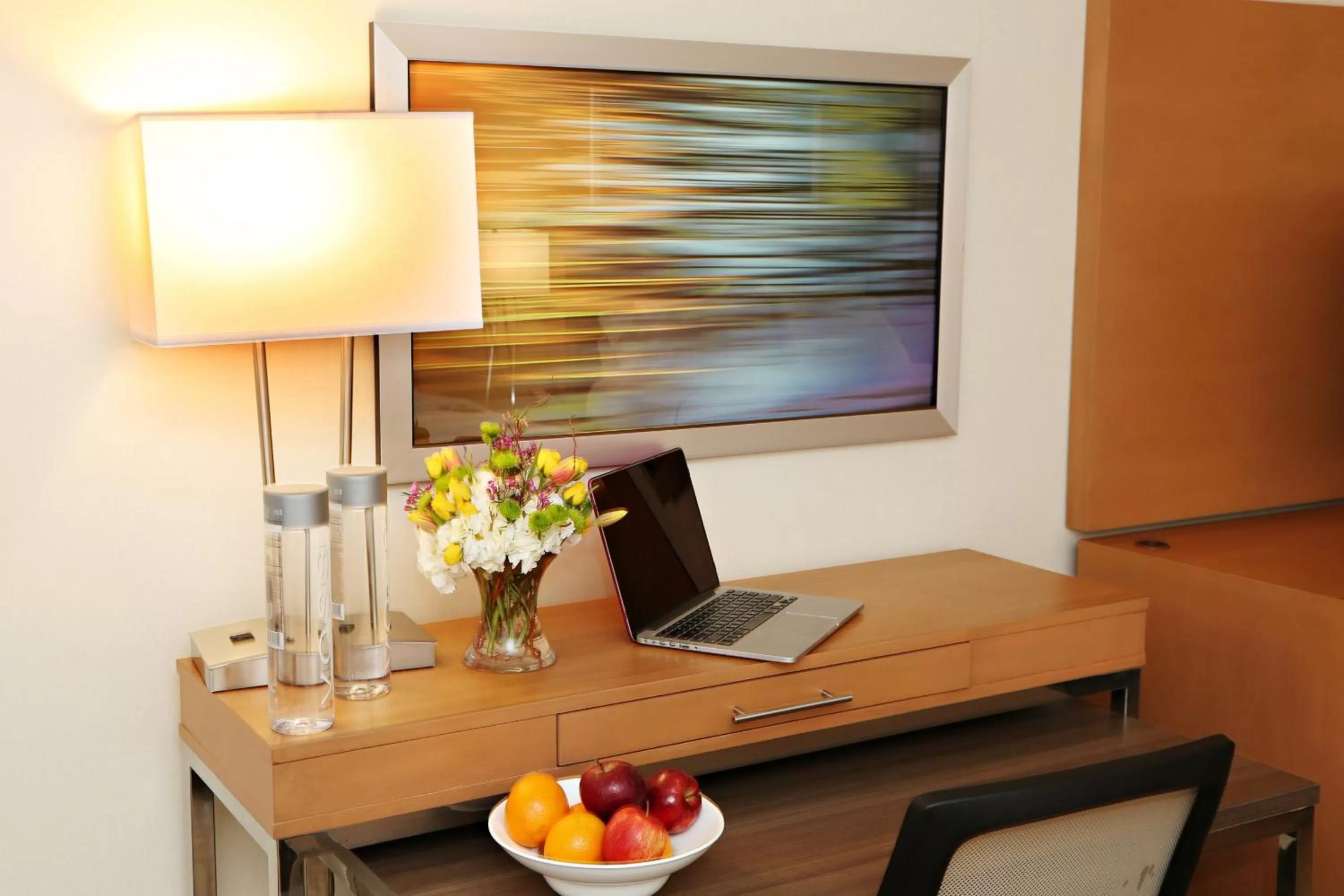 Photo of the whole room in enVision Hotel & Conference Center Mansfield-Foxboro