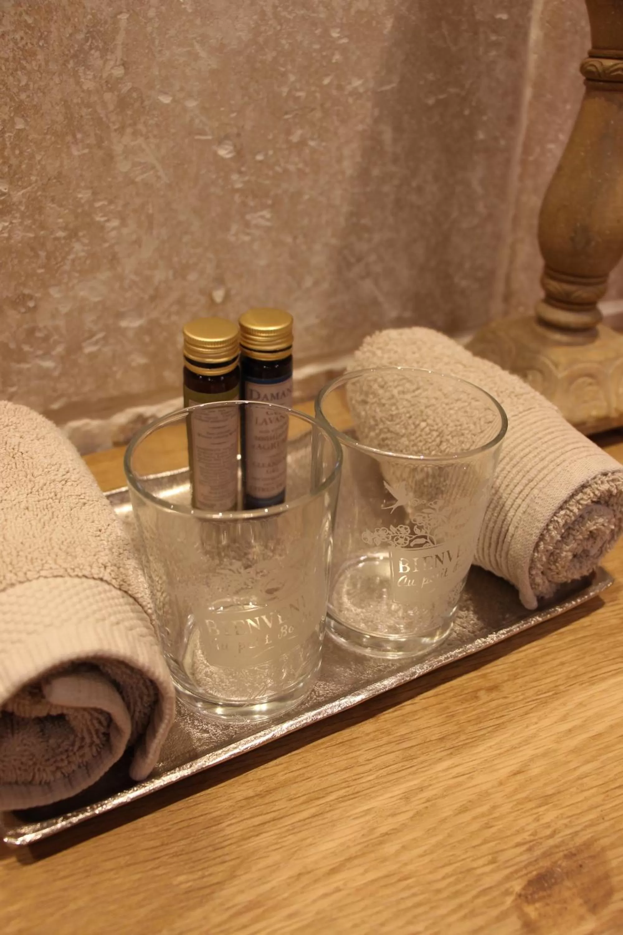 Decorative detail in Sous les Platanes B&B