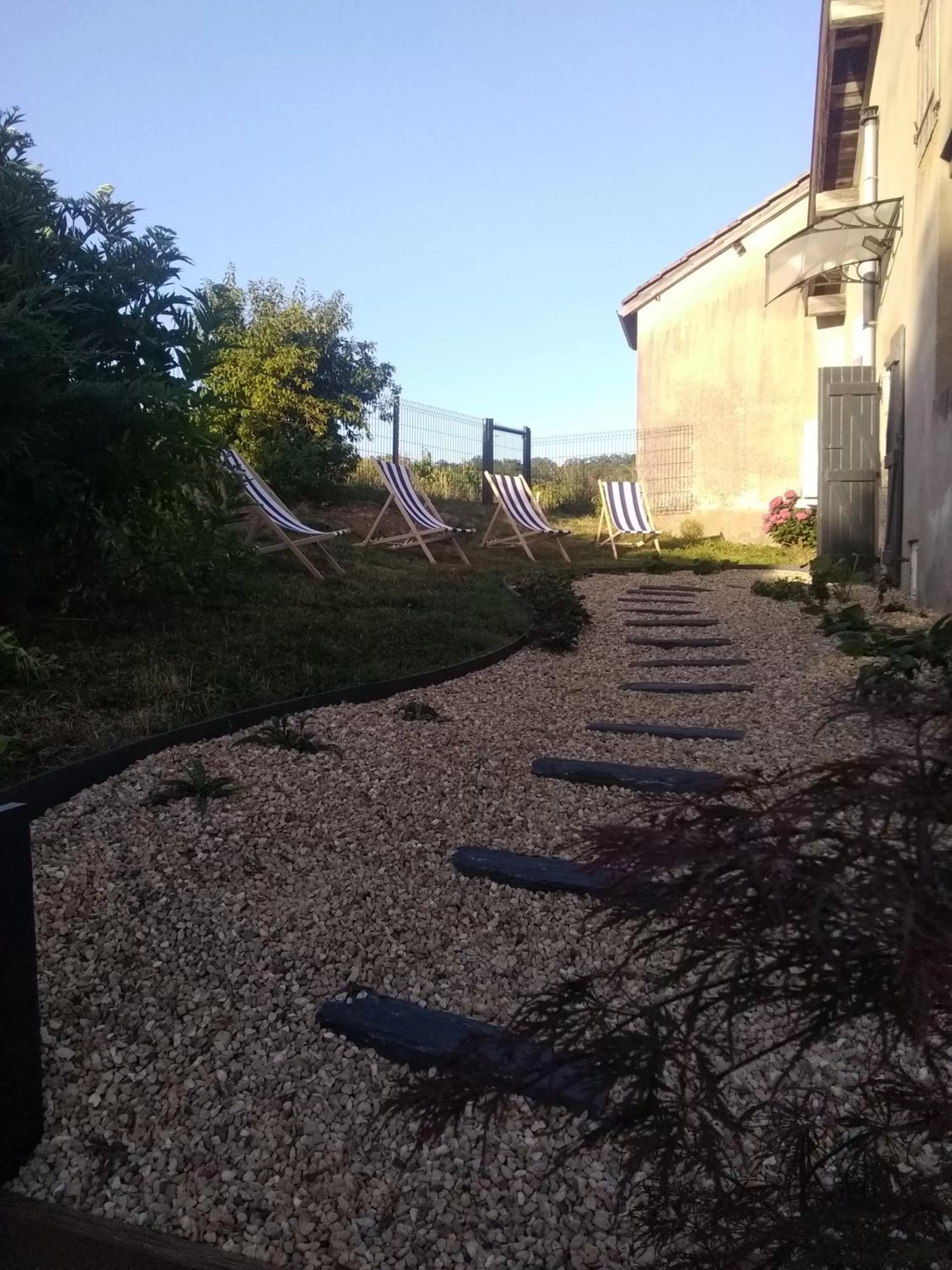 Garden, Property Building in Virginie et Serge
