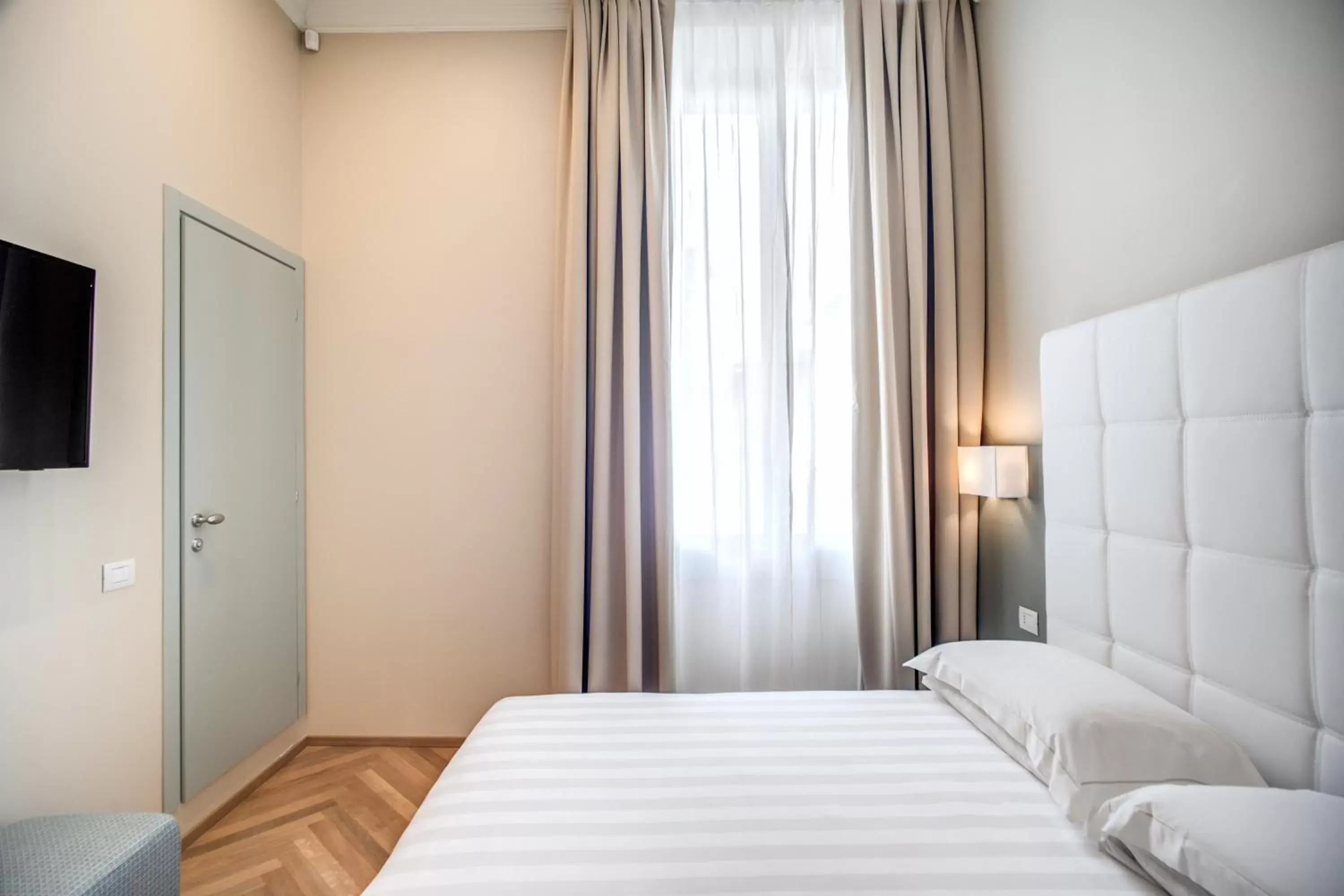 Economy Double Room in Hotel Ariele Economy Double Room in Hotel Ariele