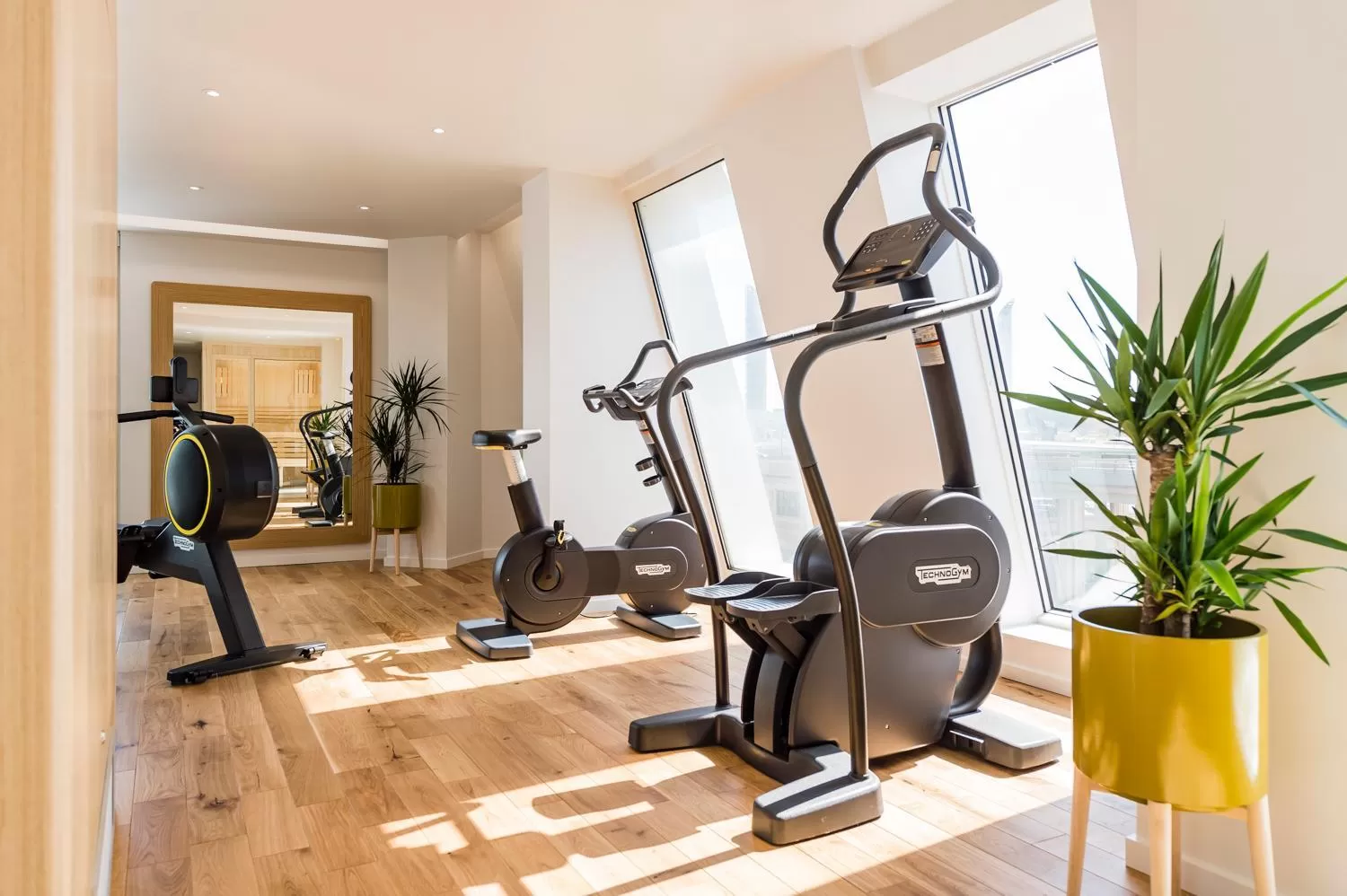 Fitness centre/facilities in Seeko'o Hotel Bordeaux