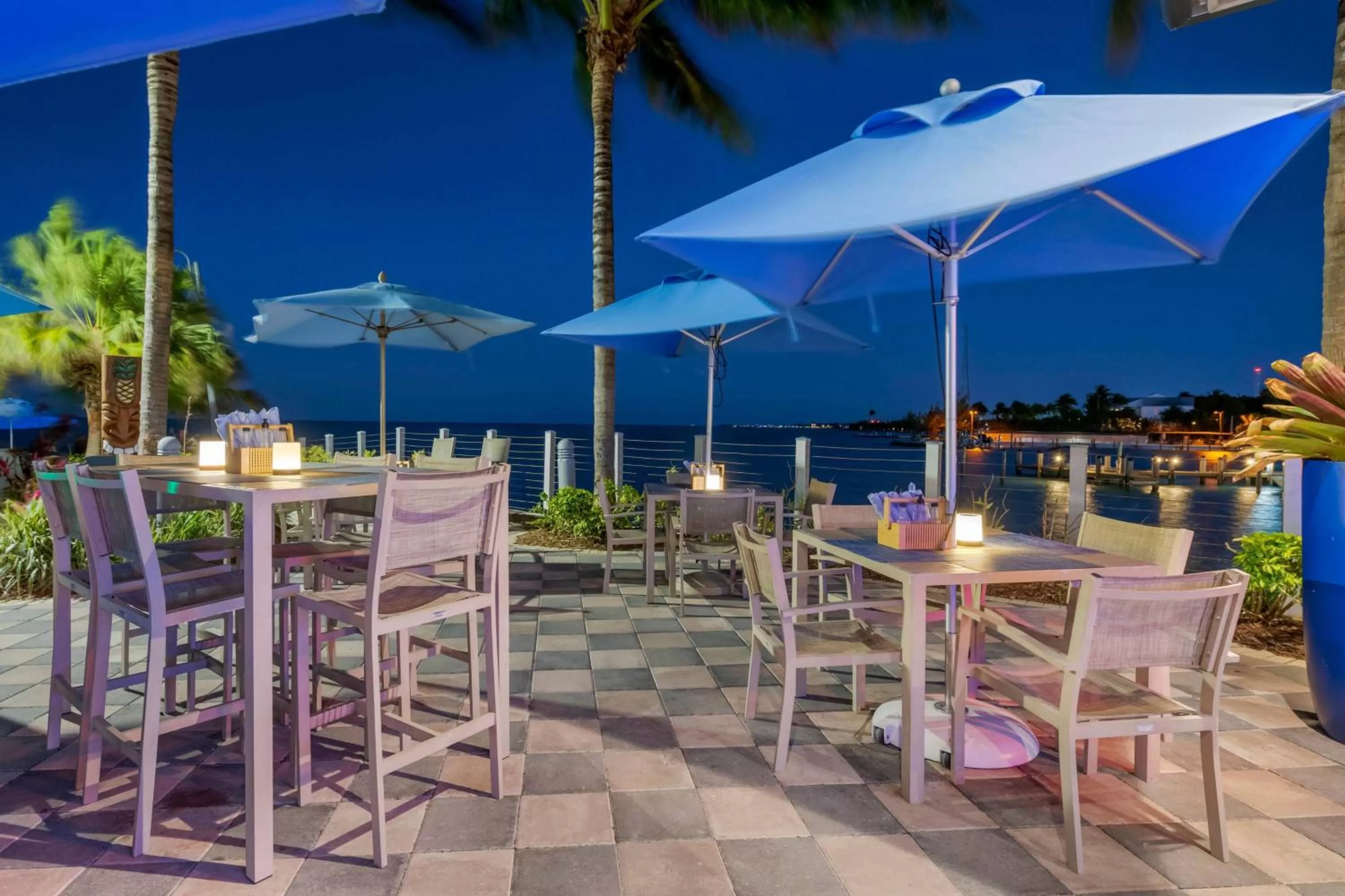 Swimming pool in Courtyard by Marriott Faro Blanco Resort