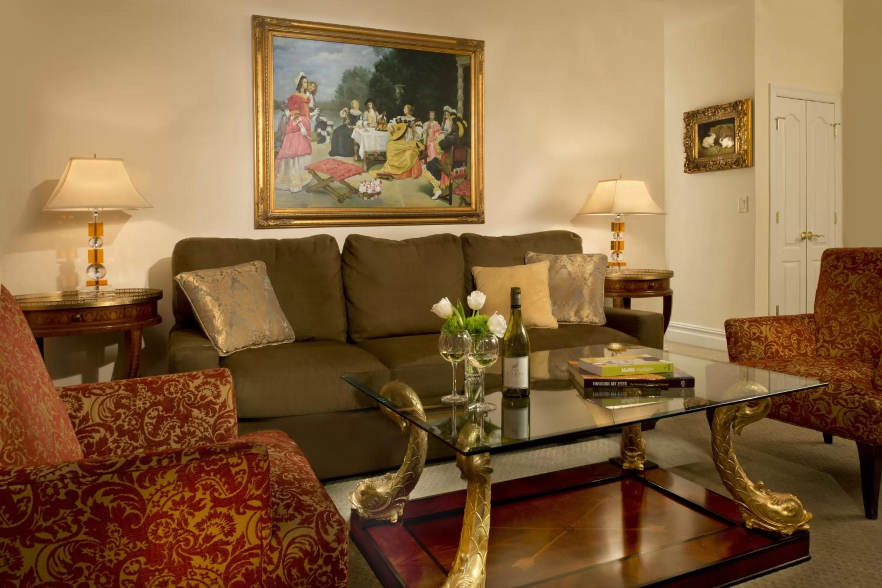 Living room, Seating Area in The Kimberly Hotel