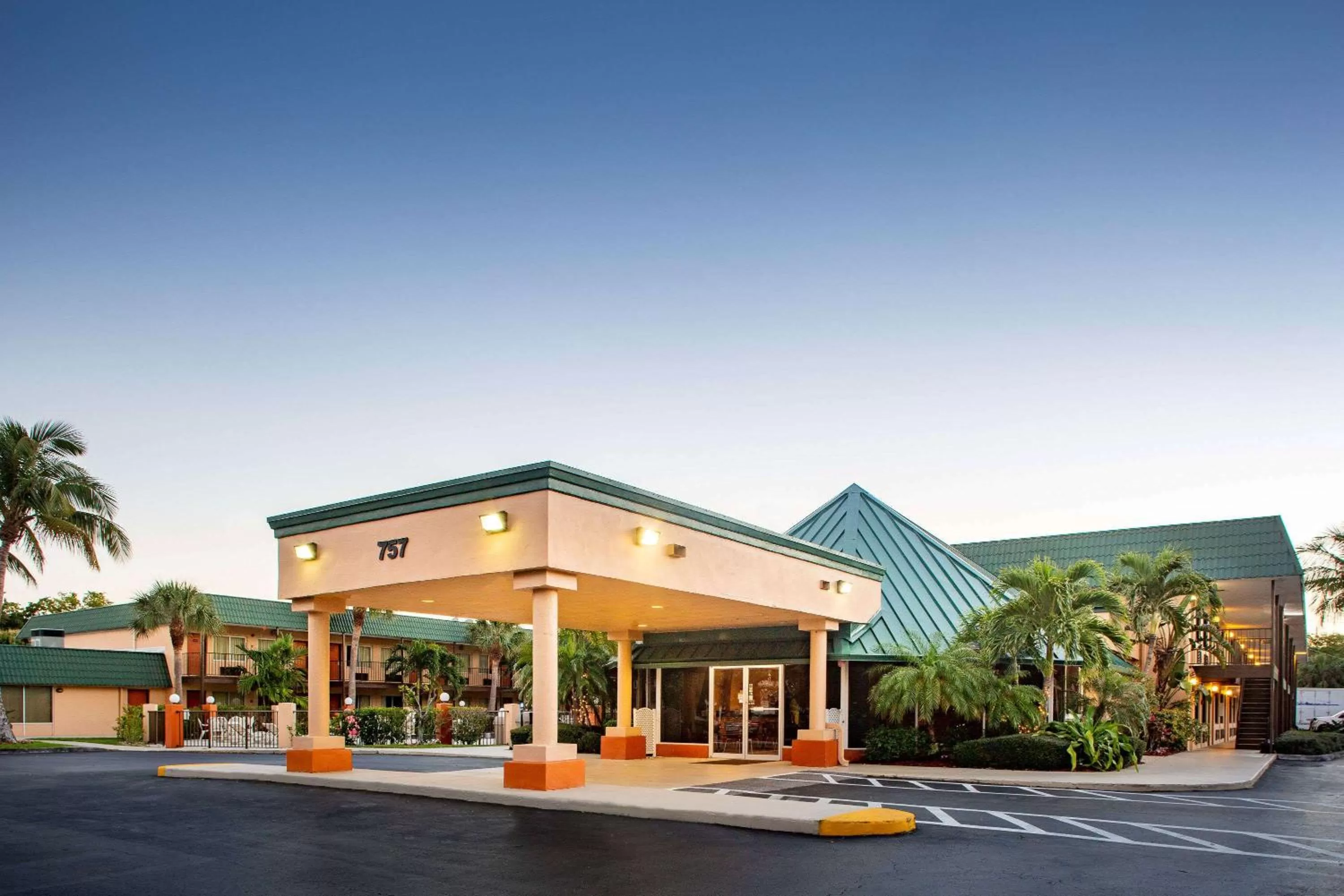 Property building in Super 8 by Wyndham North Palm Beach