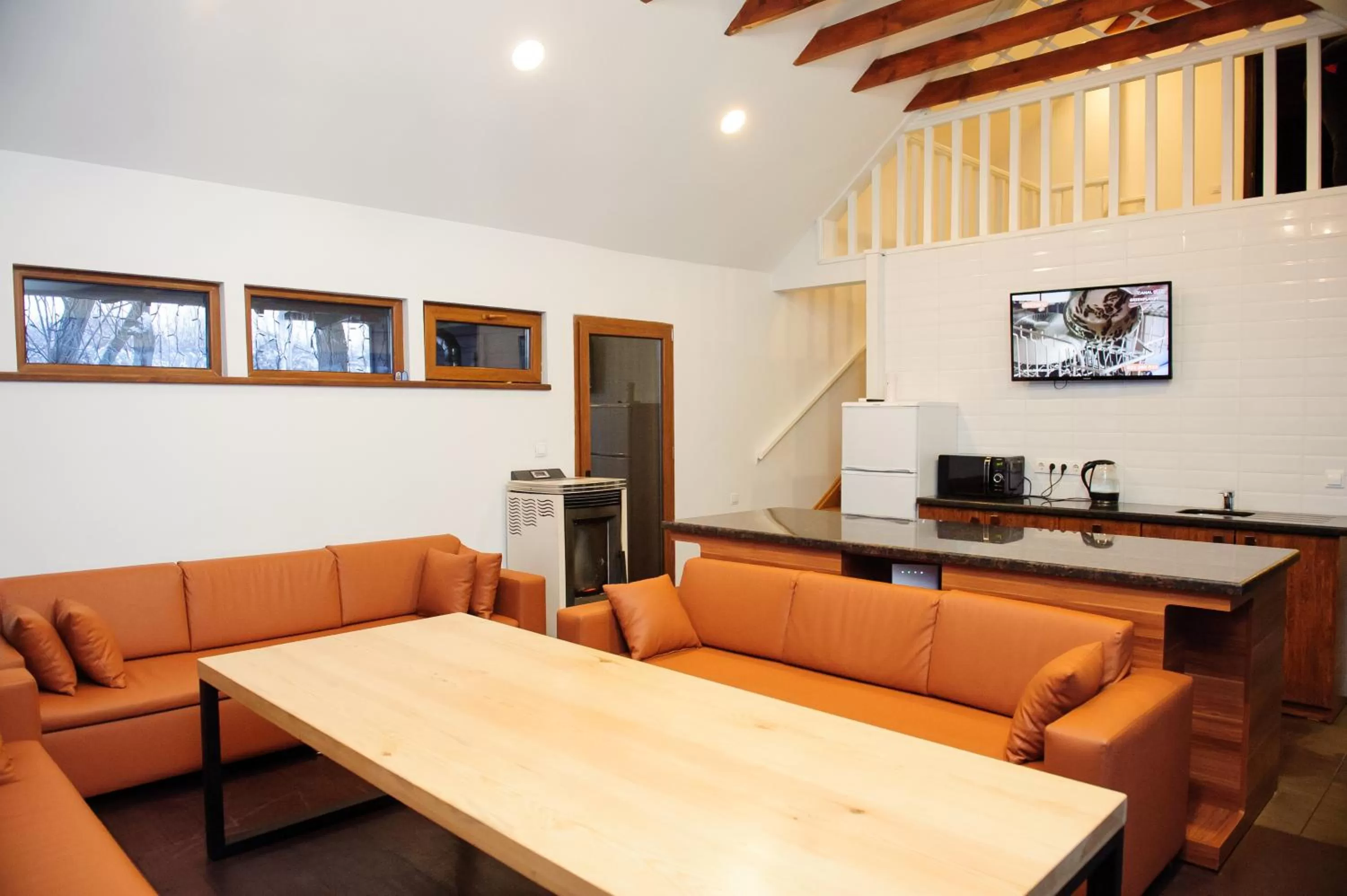 Dining Area in Tree House Relax Park