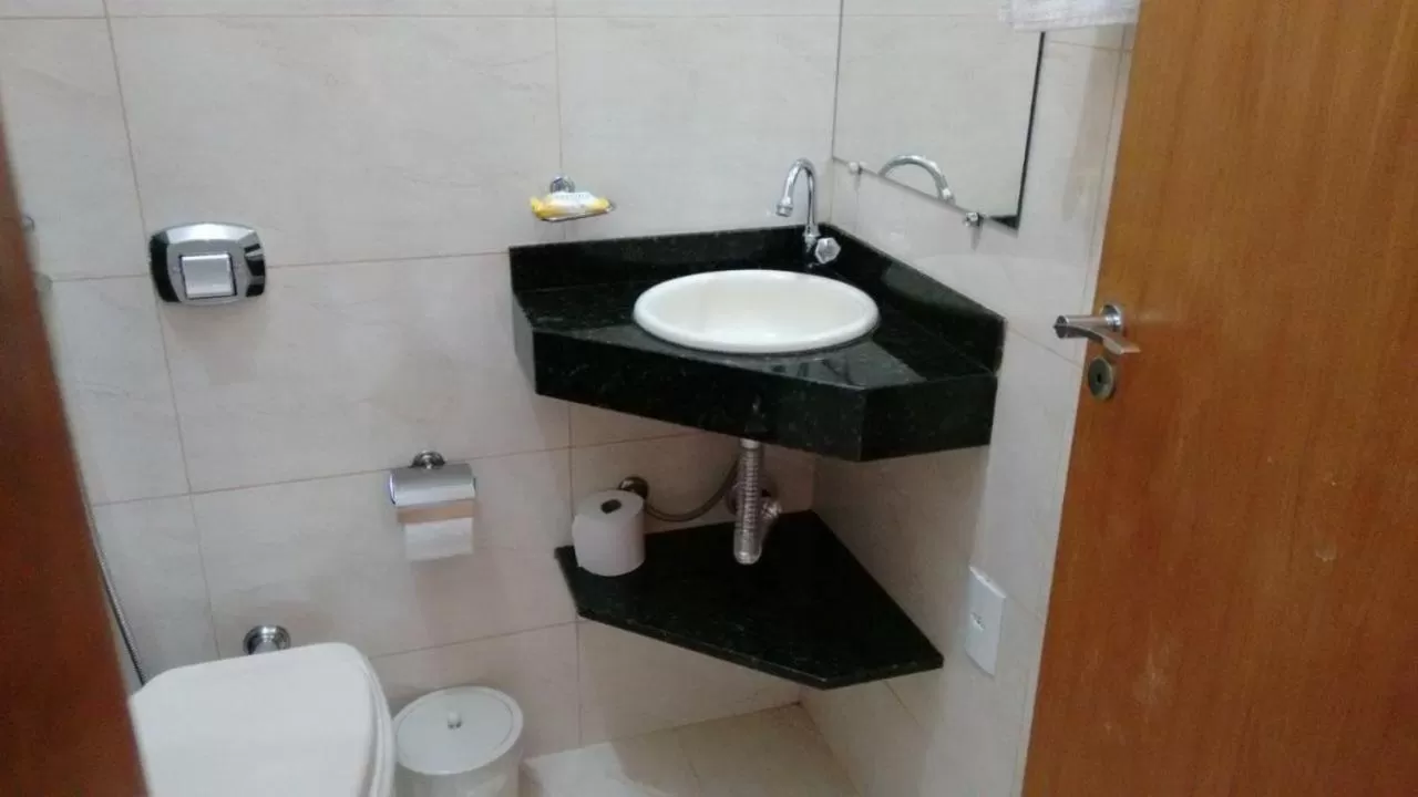 Bathroom in Pousada Sorocabana