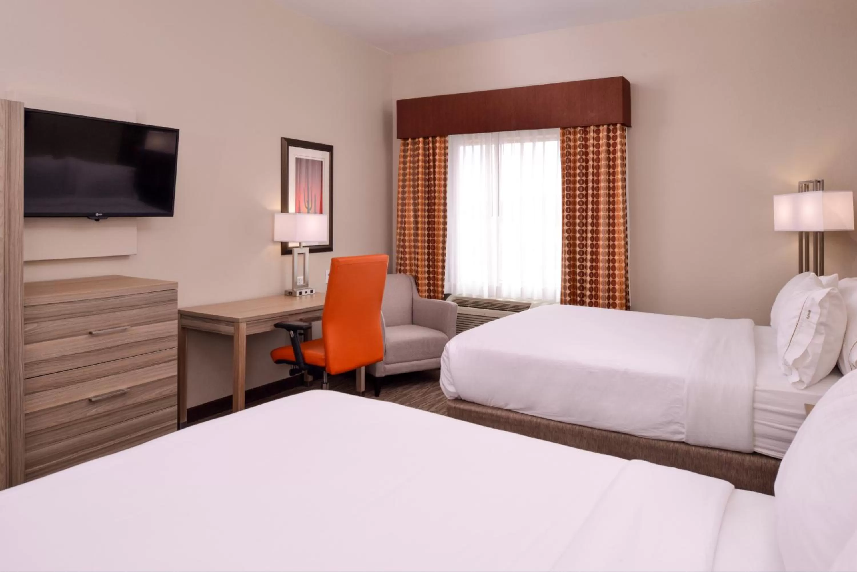 Day, Bed in Holiday Inn Express & Suites Williams by IHG
