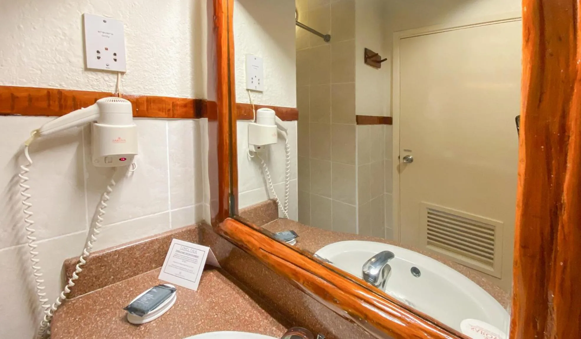 Bathroom in Sarova Lion Hill Game Lodge