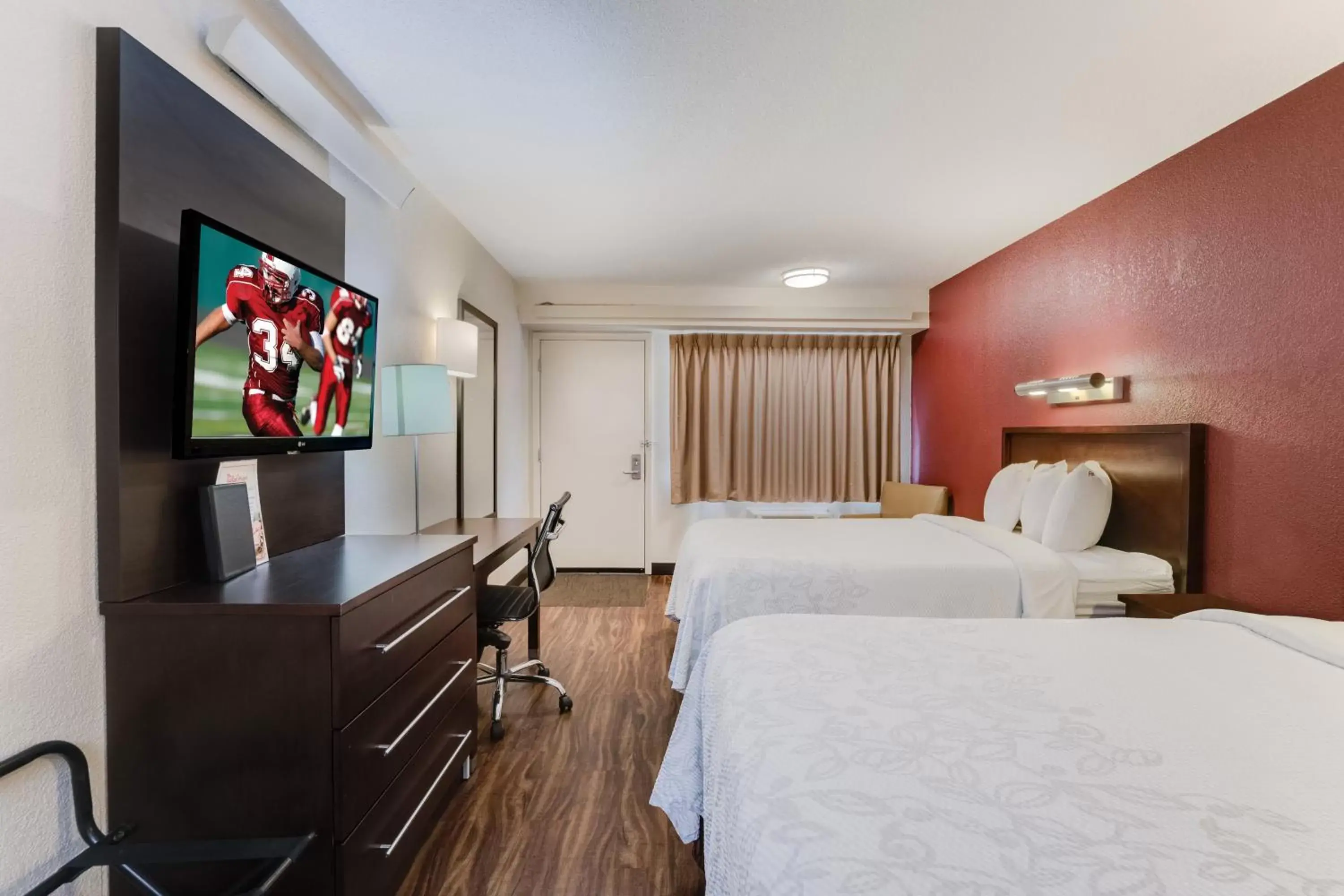 Super 8 by Wyndham Deerfield - Northbrook Super 8 by Wyndham Deerfield - Northbrook