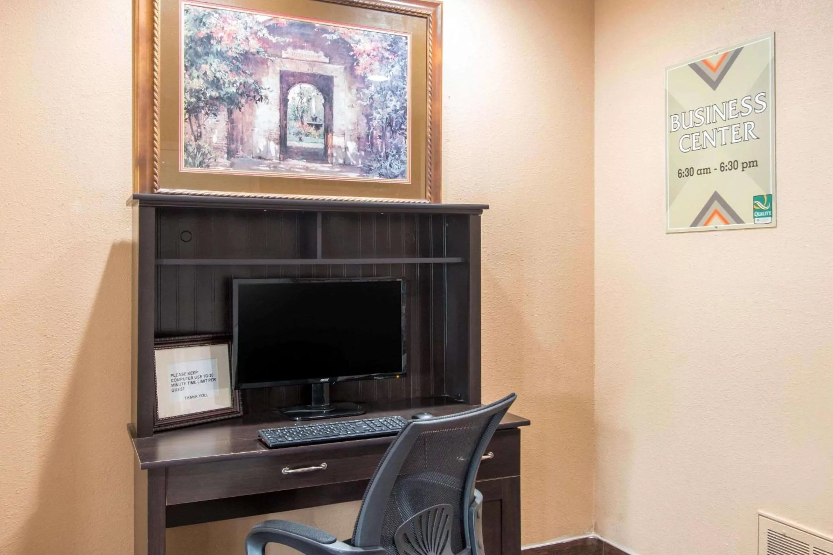 On site in Quality Inn & Suites I-35 near Frost Bank Center