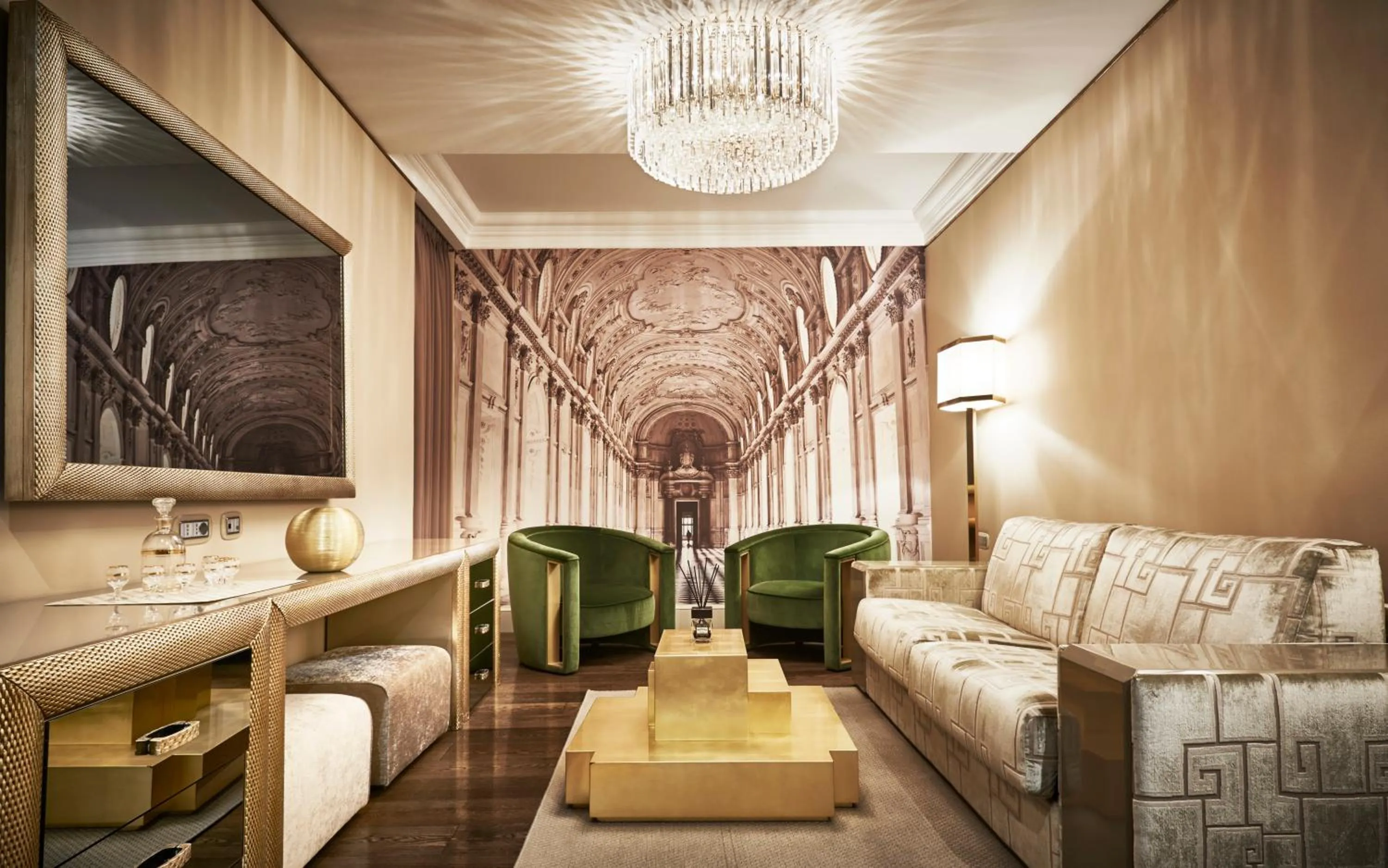 Living room, Seating Area in Spagna Royal Suite