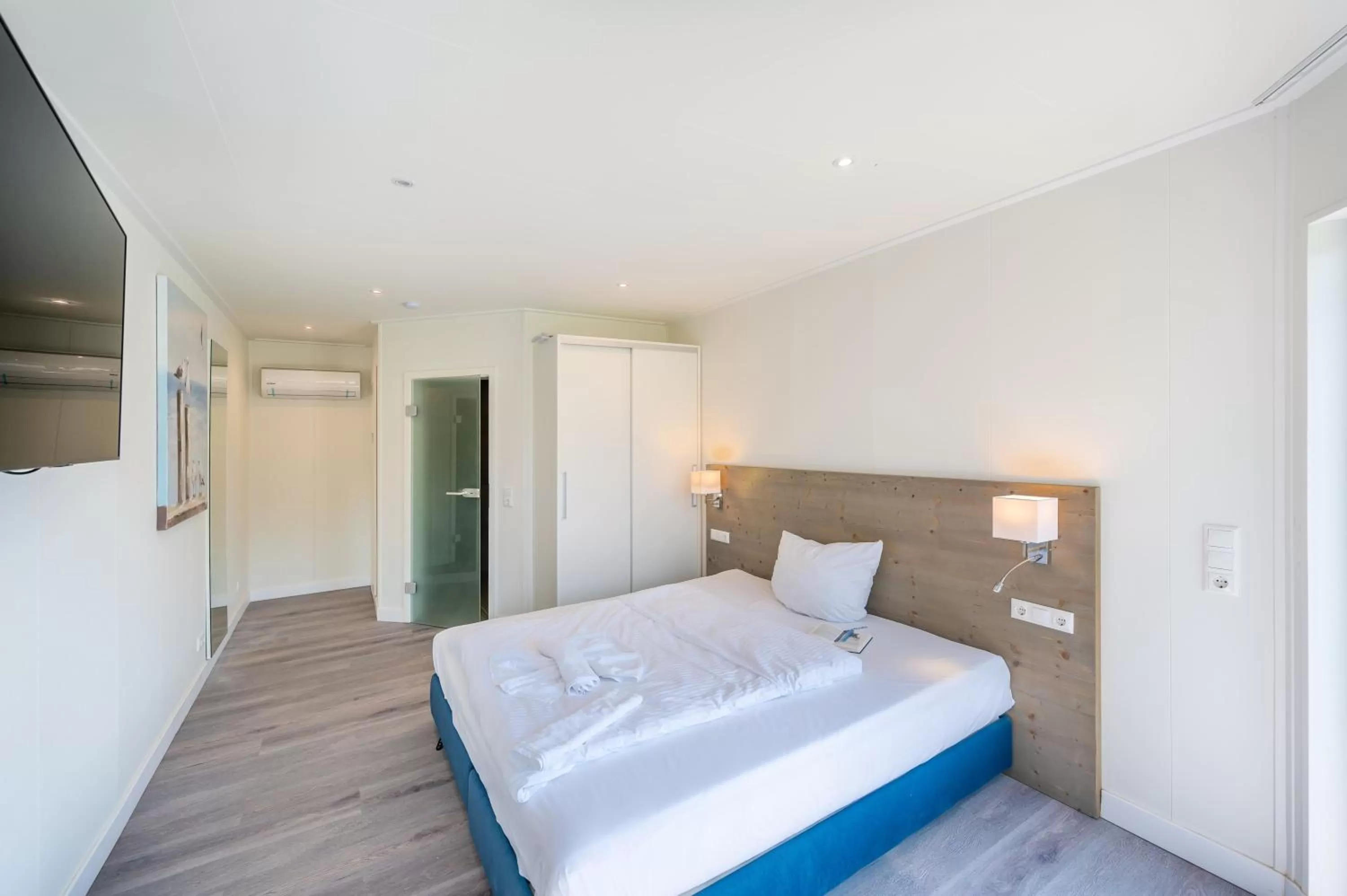 Bed in Marina Martinshafen