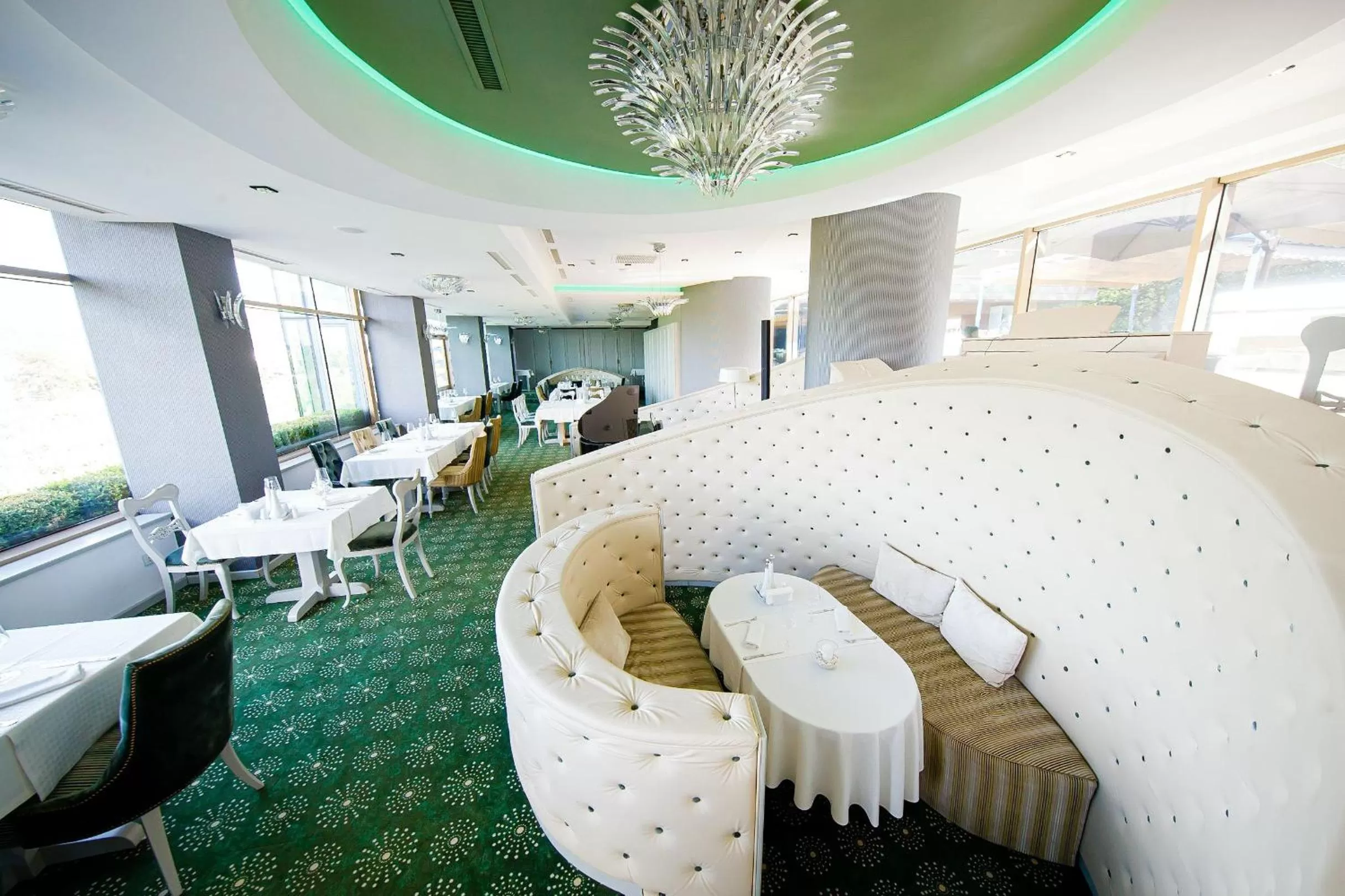 Restaurant/places to eat in Pleiada Boutique Hotel & Spa