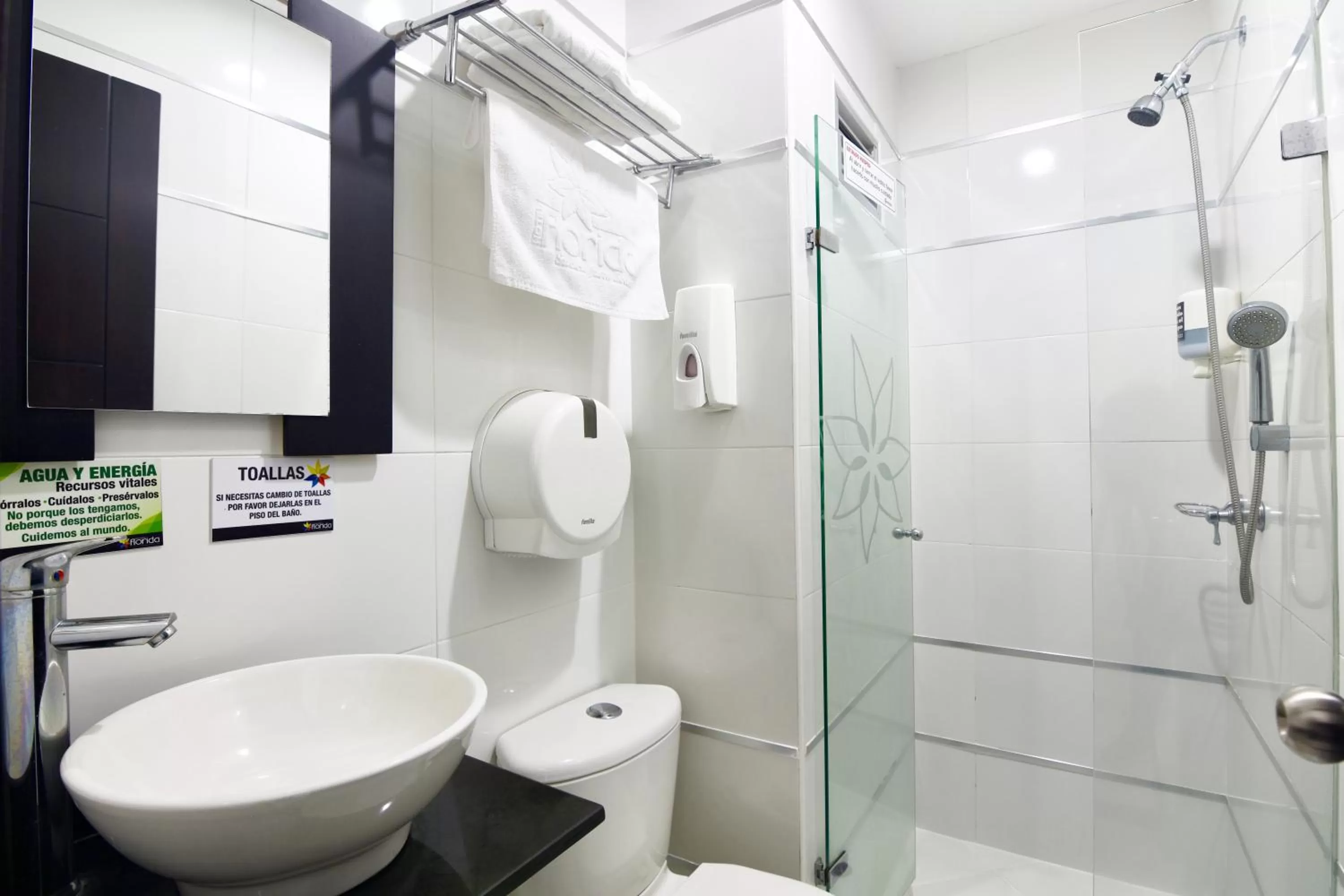 Bathroom in Hotel Florida Sincelejo